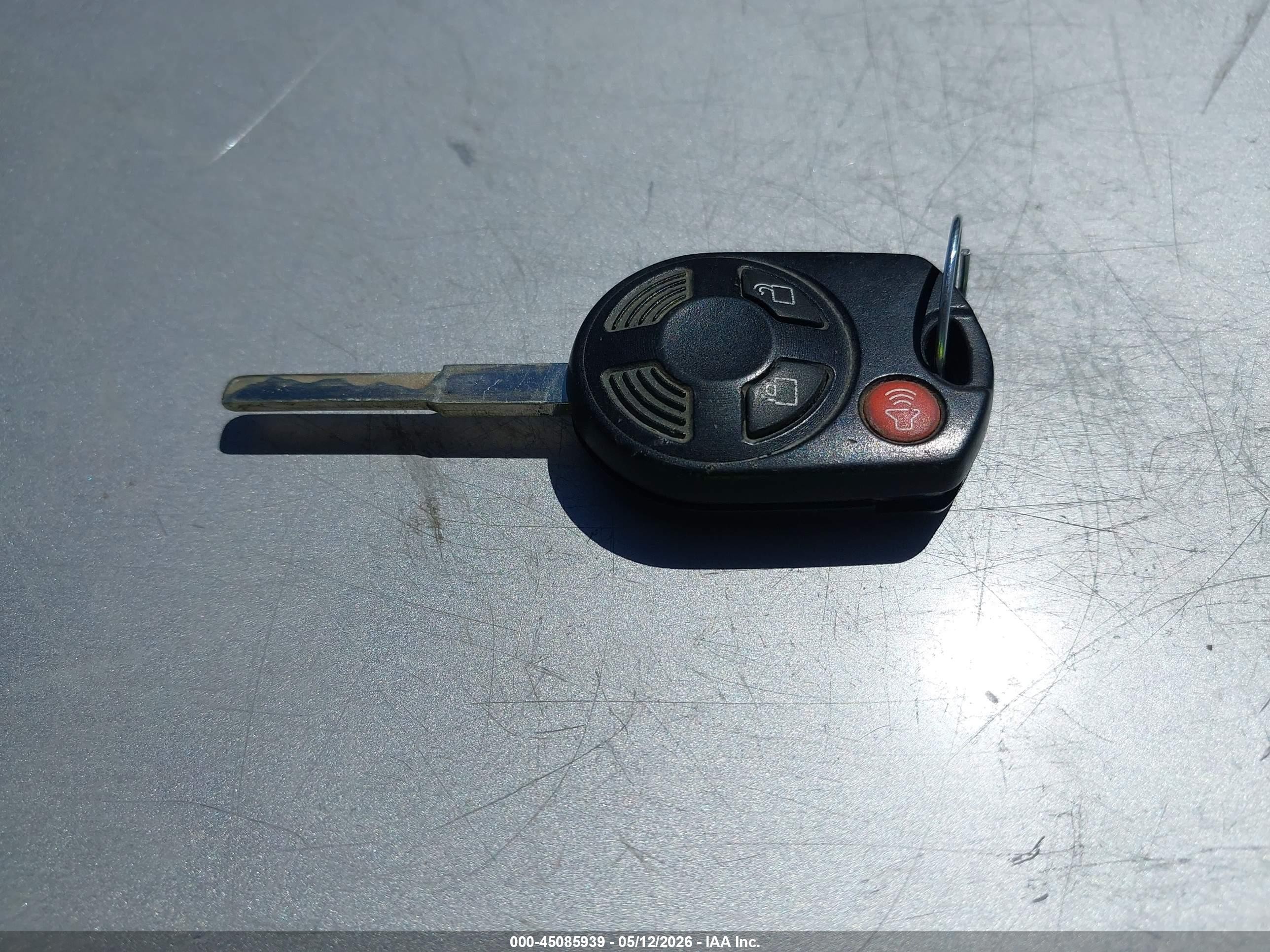 2015 Ford Escape S Черный vin: 1FMCU0F78FUB82579