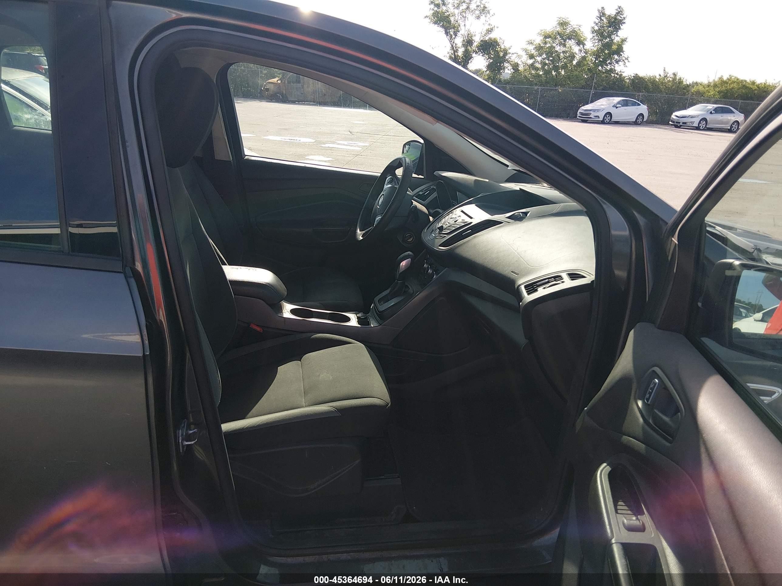 2015 Ford Escape S Silver vin: 1FMCU0F78FUC25351