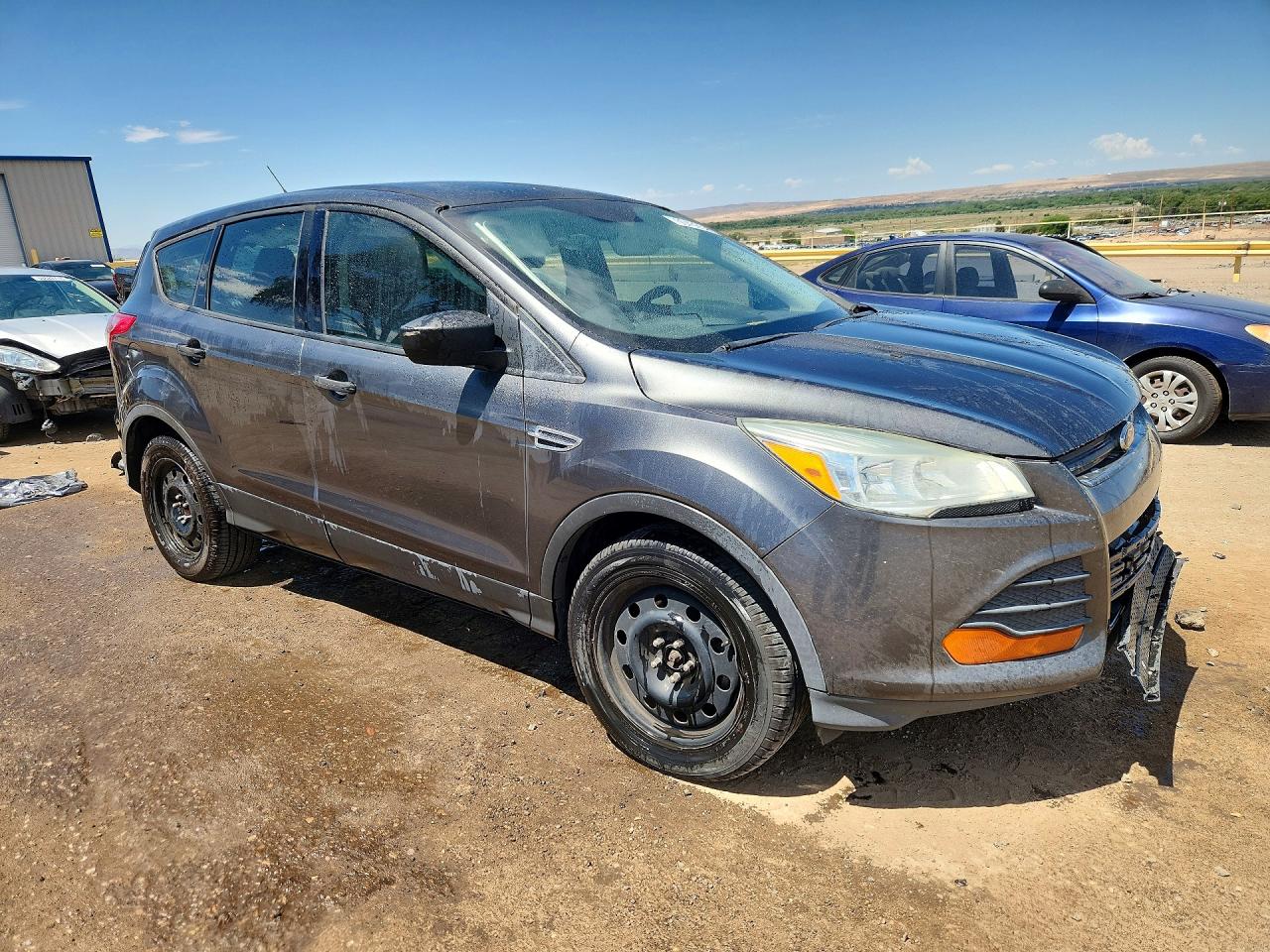 2015 Ford Escape S Серый vin: 1FMCU0F78FUC36799