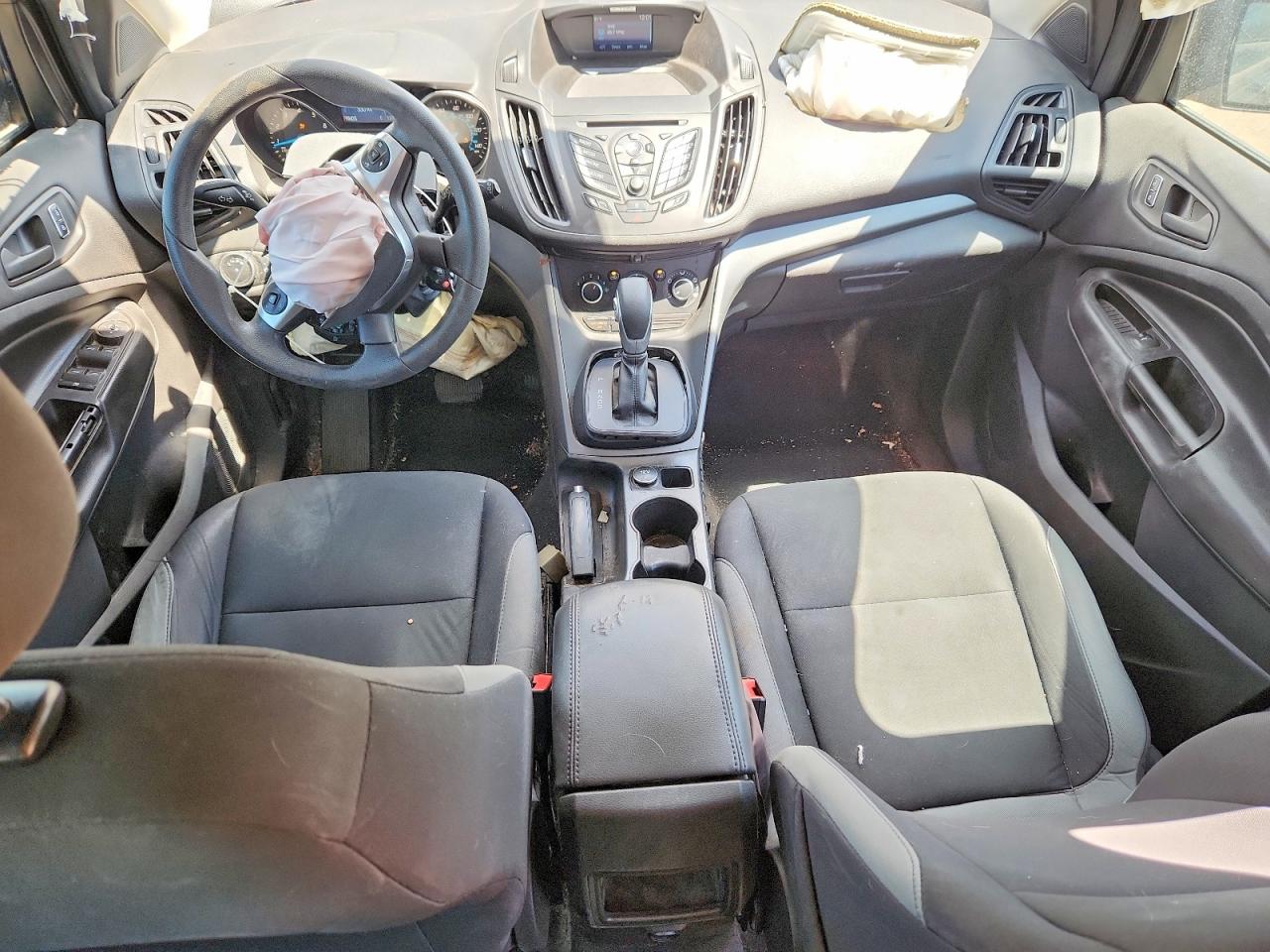 2015 Ford Escape S Серый vin: 1FMCU0F78FUC36799