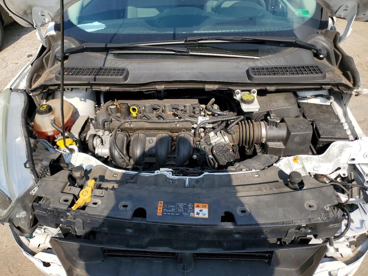 2017 Ford Escape S Белый vin: 1FMCU0F78HUB57202