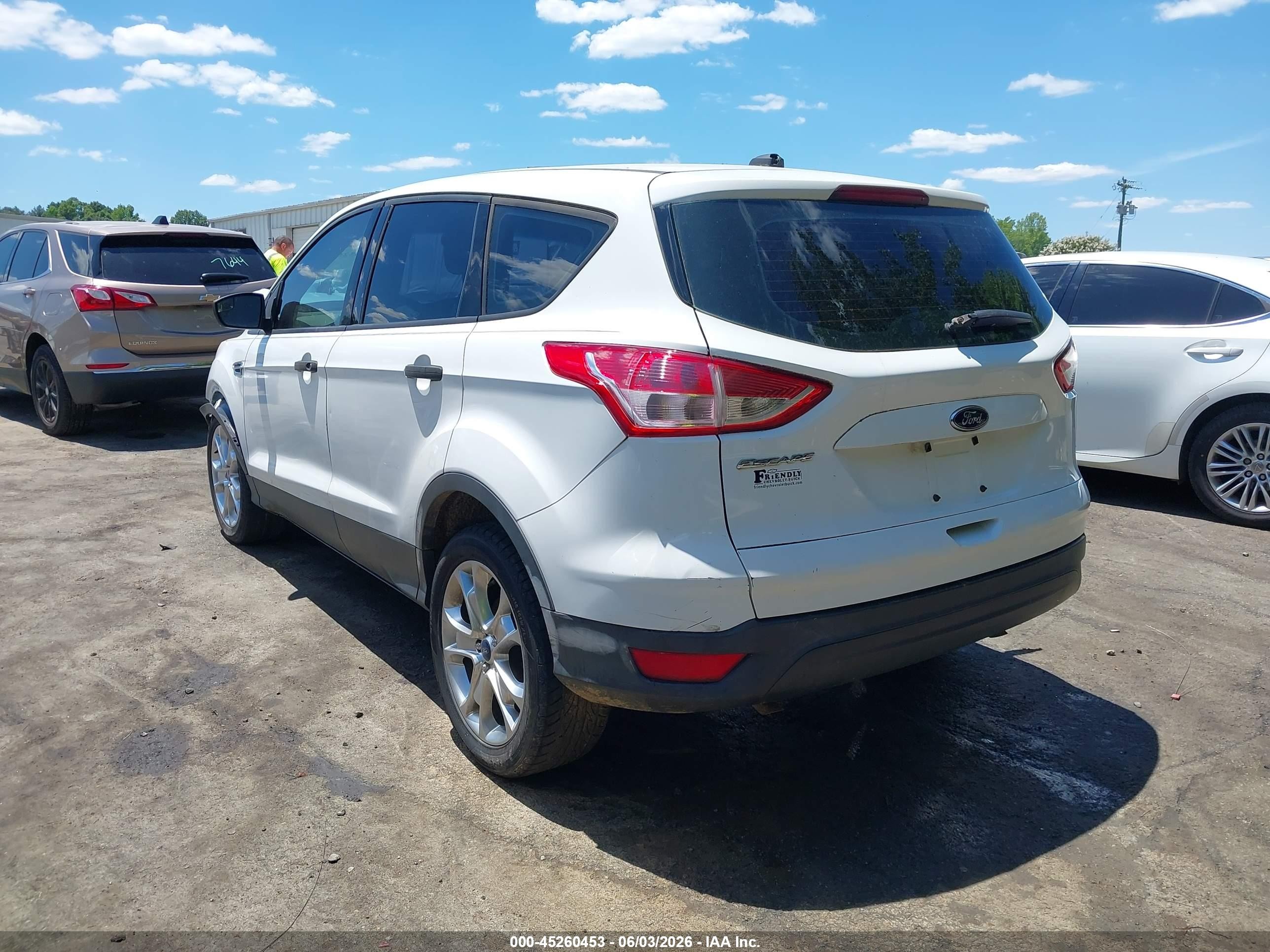 2013 Ford Escape S White vin: 1FMCU0F79DUA90801