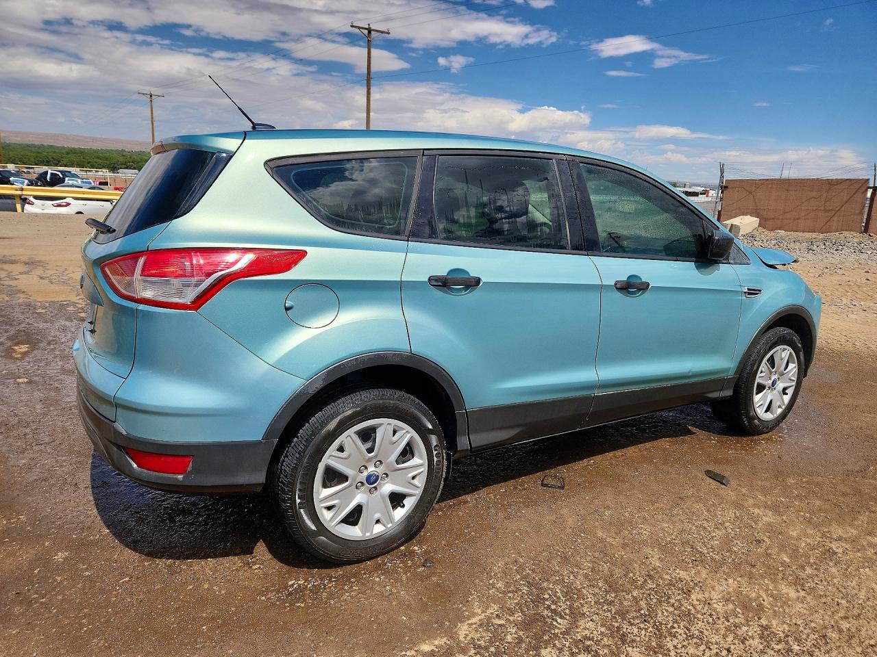 2013 Ford Escape S Бирюзовый vin: 1FMCU0F79DUB94933
