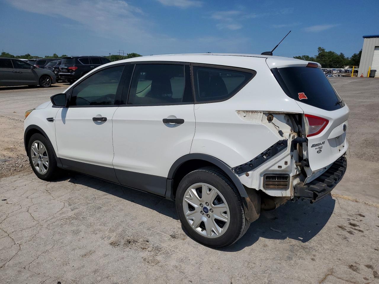 2013 Ford Escape S White vin: 1FMCU0F79DUC03744