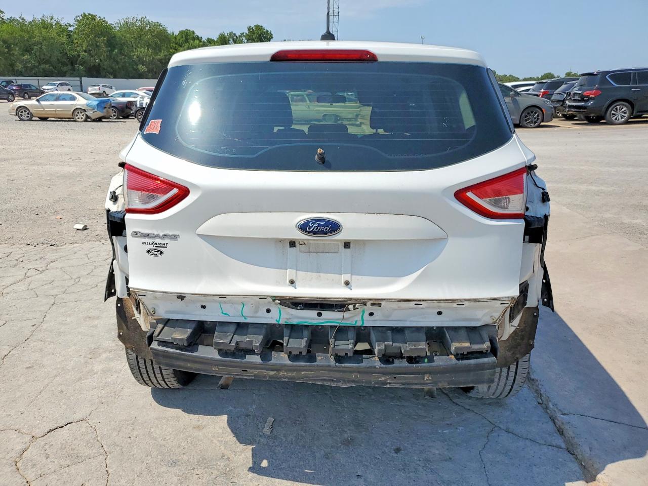 2013 Ford Escape S White vin: 1FMCU0F79DUC03744