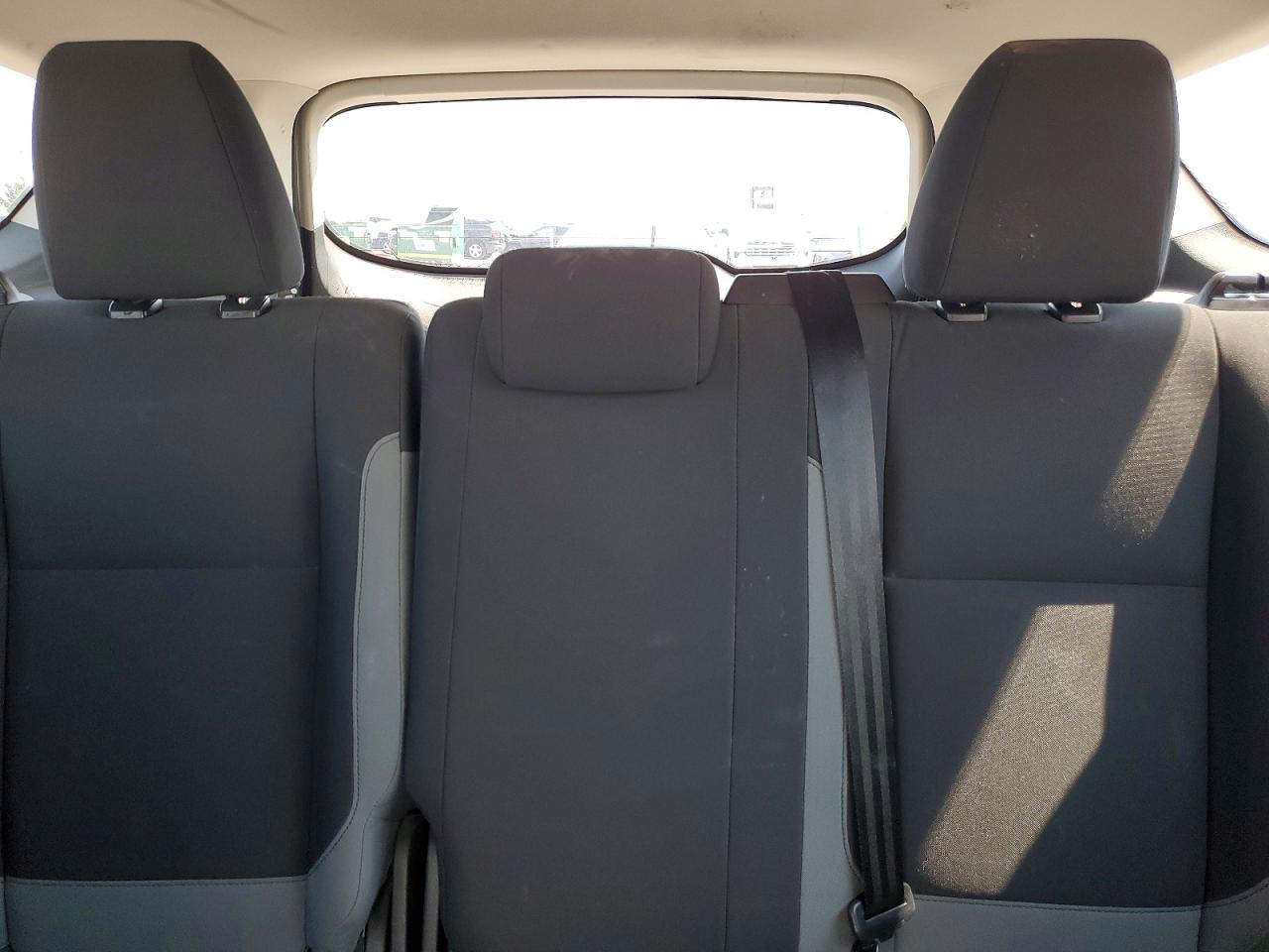 2013 Ford Escape S White vin: 1FMCU0F79DUC03744