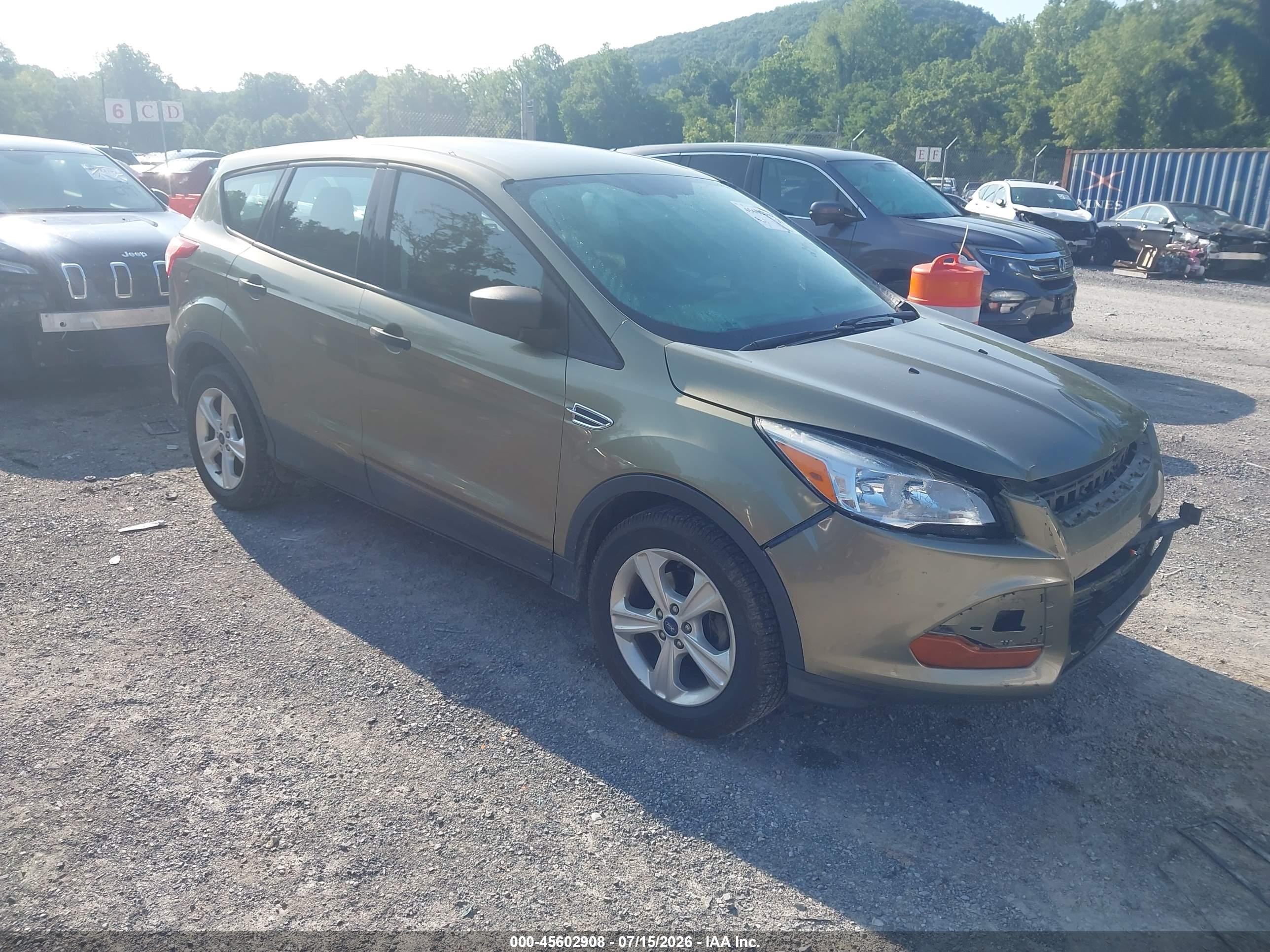 2013 Ford Escape S Green vin: 1FMCU0F79DUC91694
