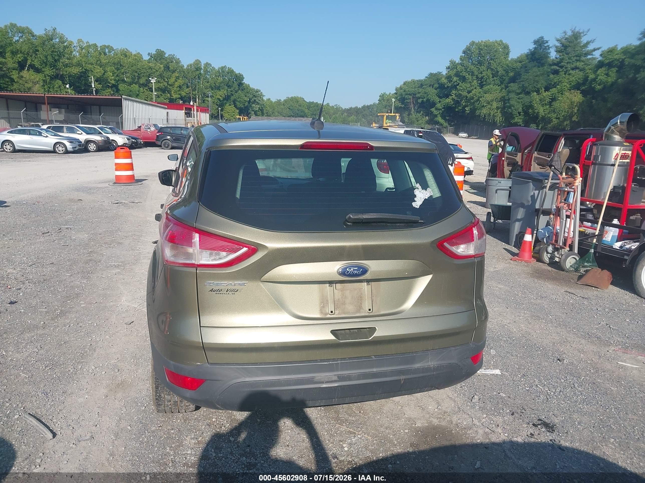 2013 Ford Escape S Green vin: 1FMCU0F79DUC91694