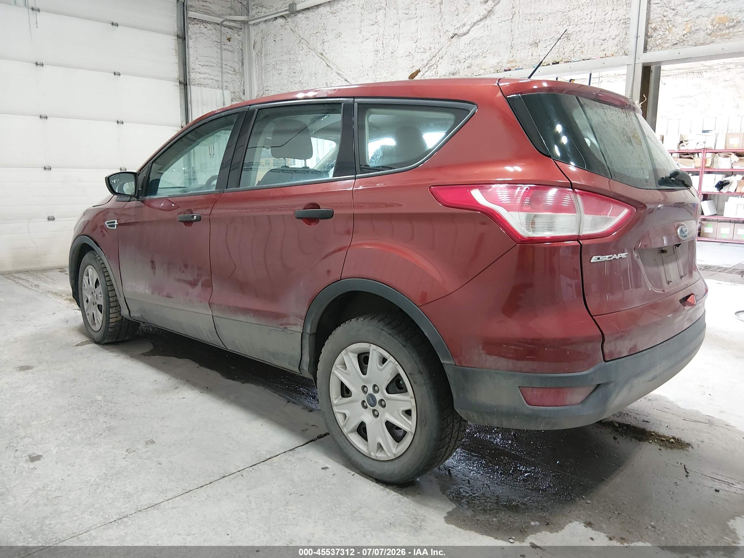 2014 Ford Escape S Red vin: 1FMCU0F79EUA00063