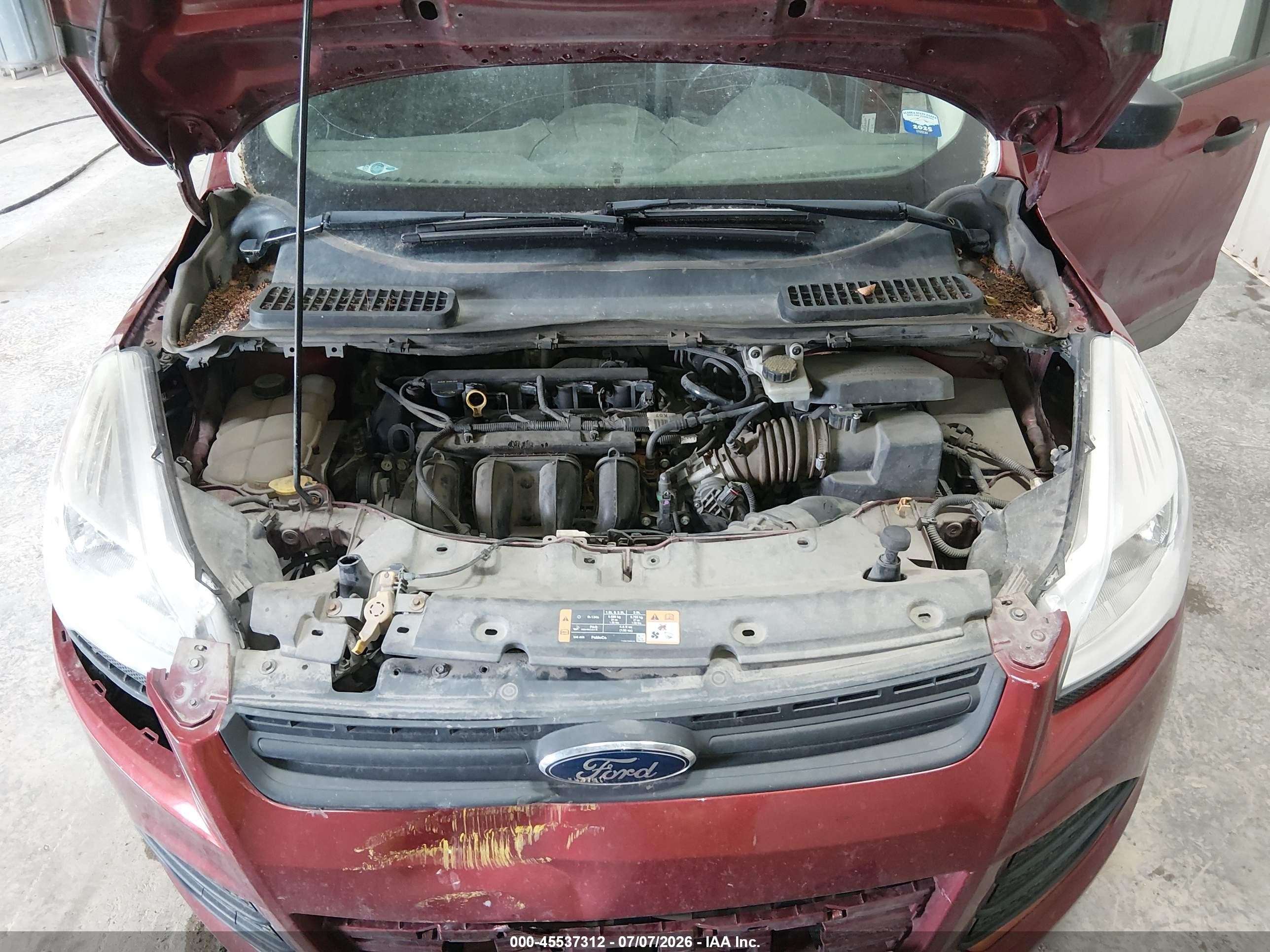 2014 Ford Escape S Red vin: 1FMCU0F79EUA00063