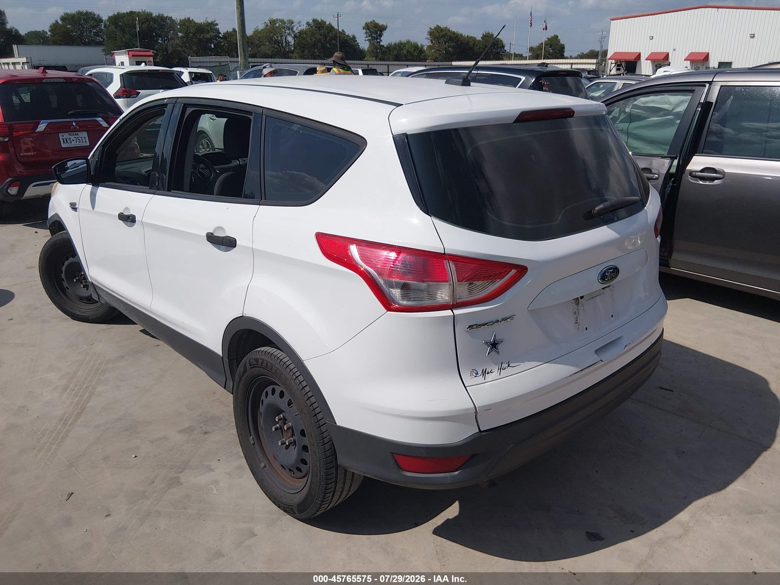 2014 Ford Escape S White vin: 1FMCU0F79EUC21047