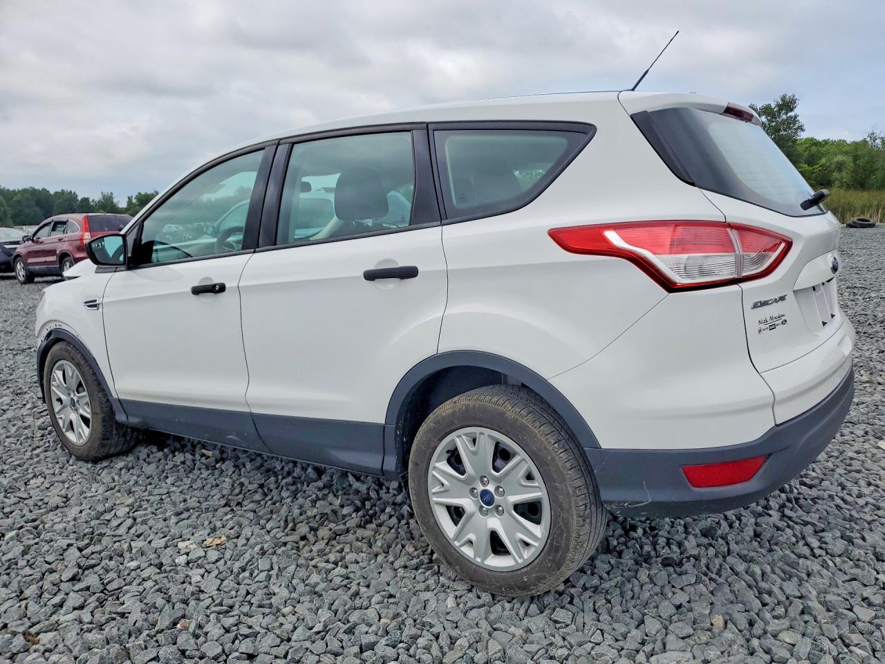 2014 Ford Escape S Белый vin: 1FMCU0F79EUC82656