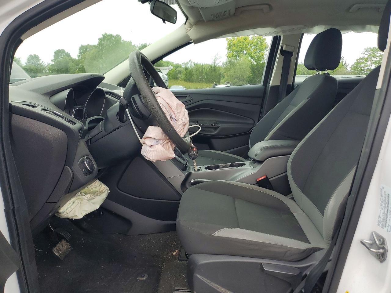 2014 Ford Escape S Белый vin: 1FMCU0F79EUC82656