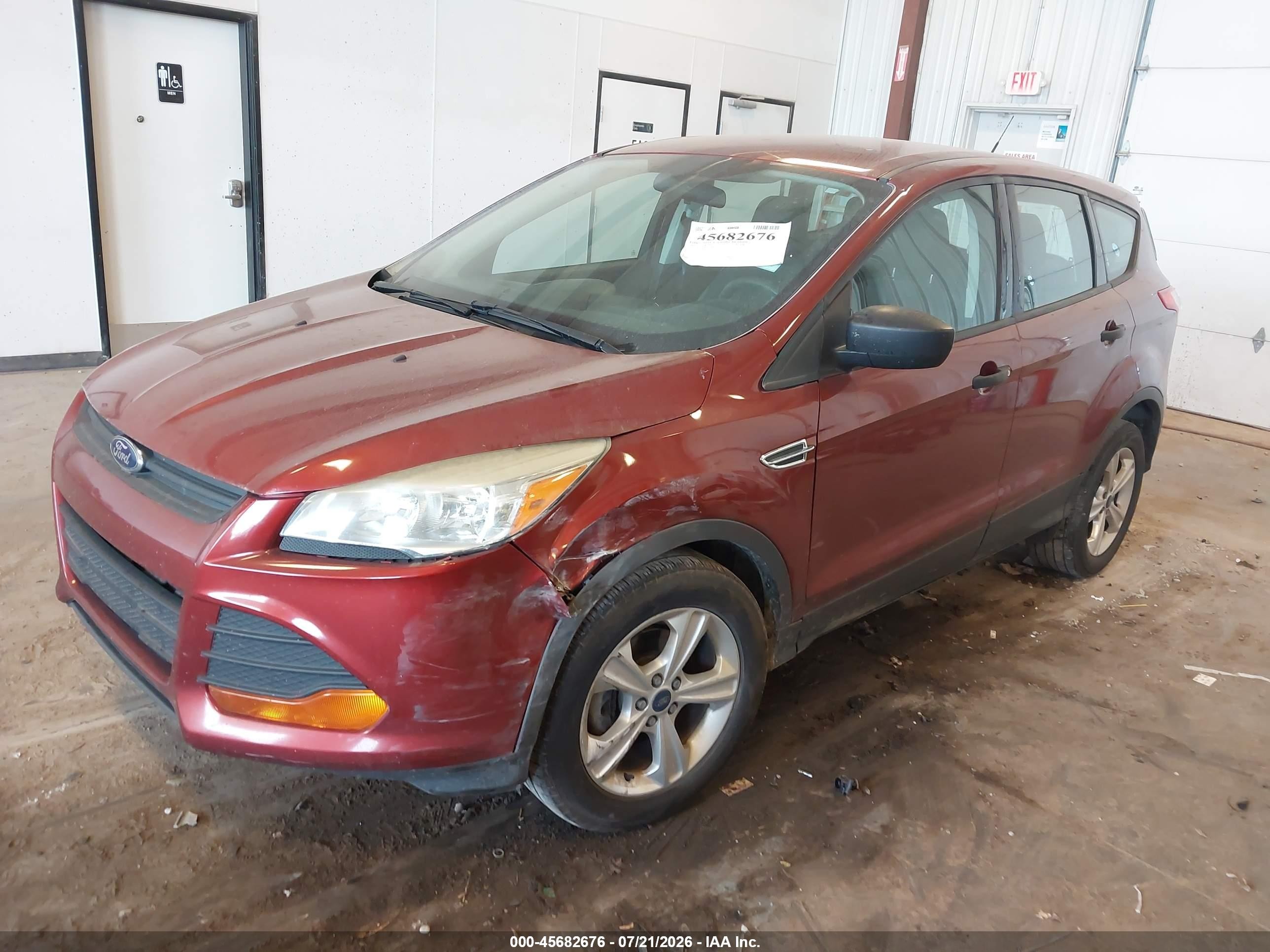 2014 Ford Escape S Red vin: 1FMCU0F79EUE38081