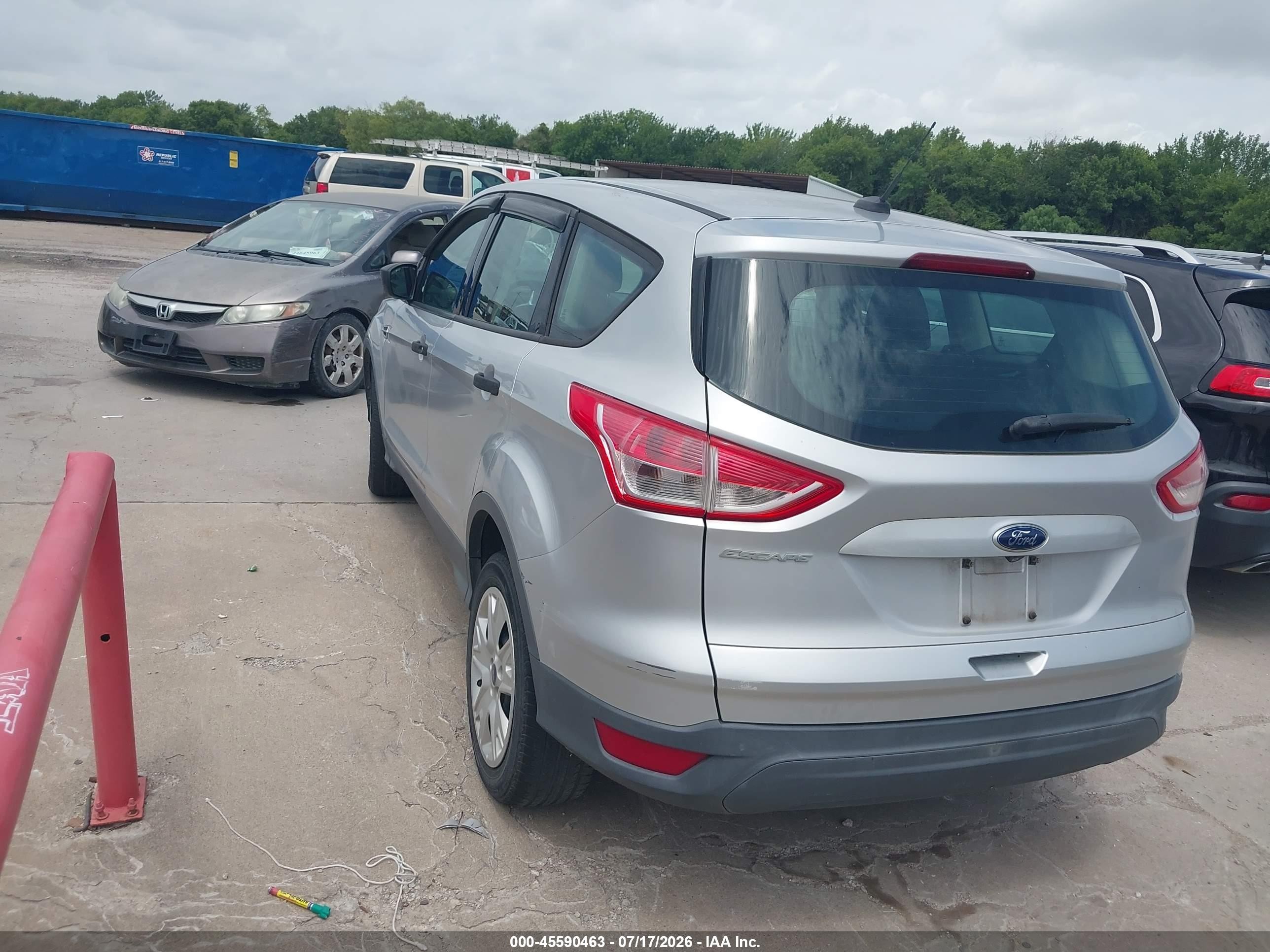 2014 Ford Escape S Silver vin: 1FMCU0F79EUE50733
