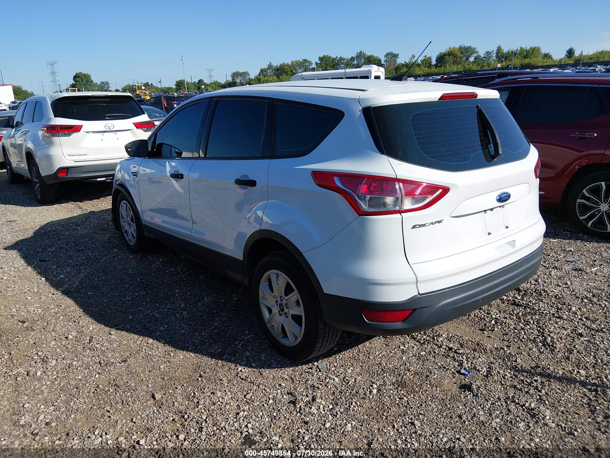2016 Ford Escape S White vin: 1FMCU0F79GUB32257
