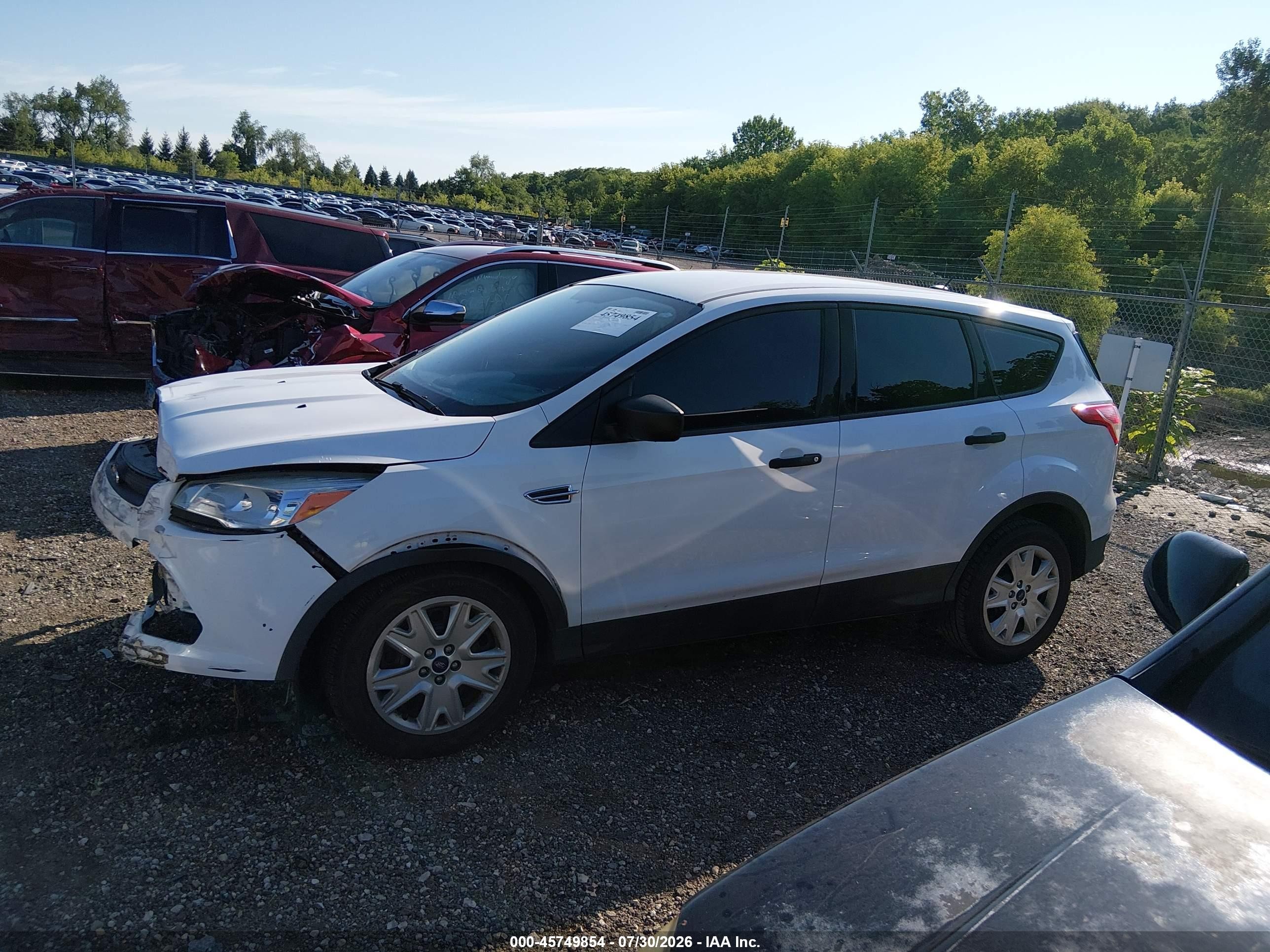 2016 Ford Escape S White vin: 1FMCU0F79GUB32257