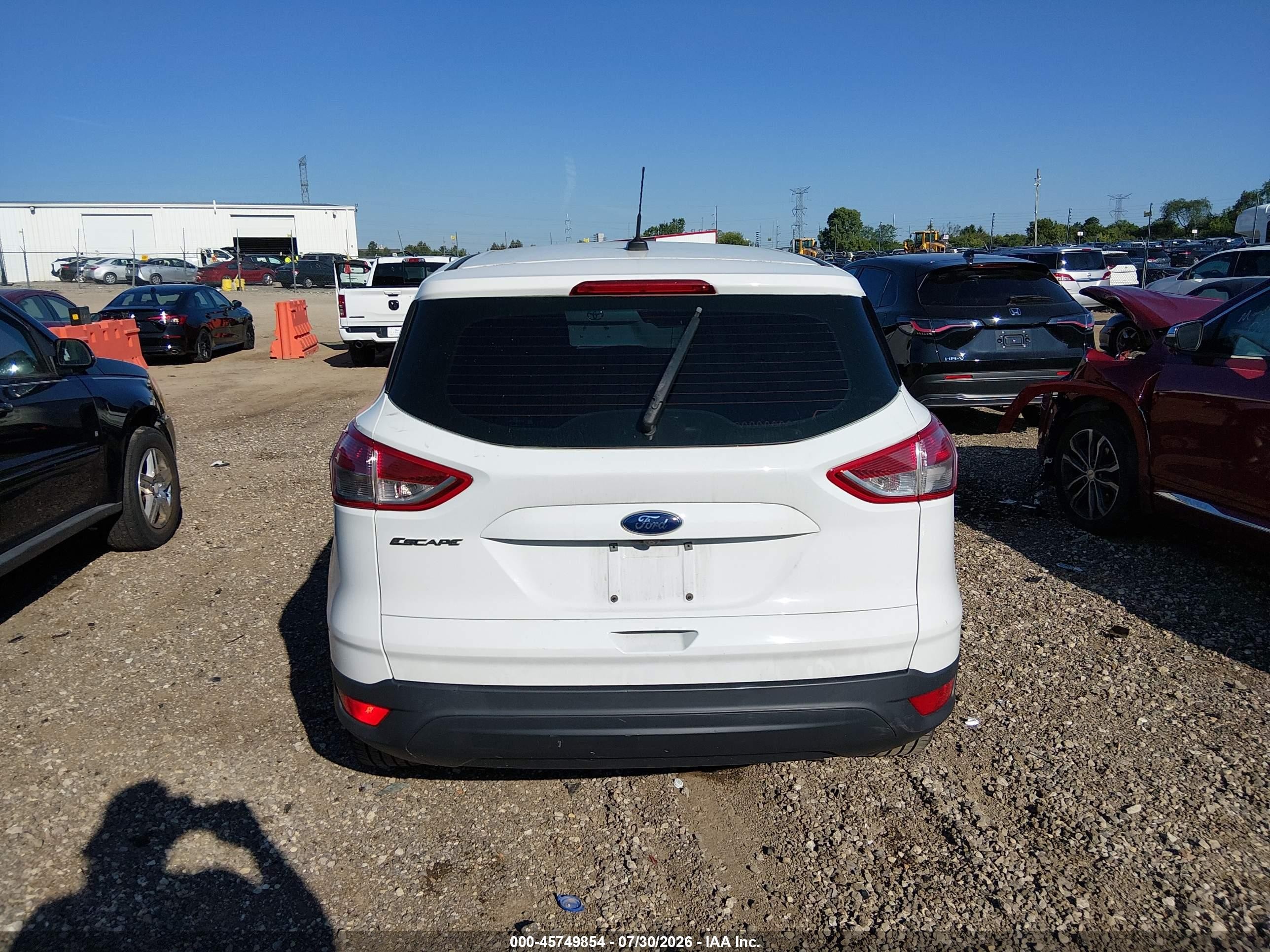 2016 Ford Escape S White vin: 1FMCU0F79GUB32257