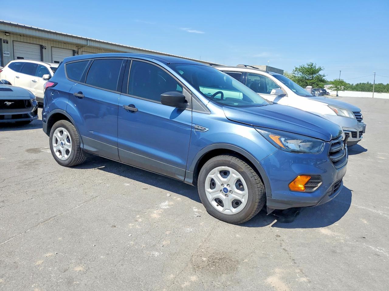 2018 Ford Escape S Blue vin: 1FMCU0F79JUC01861