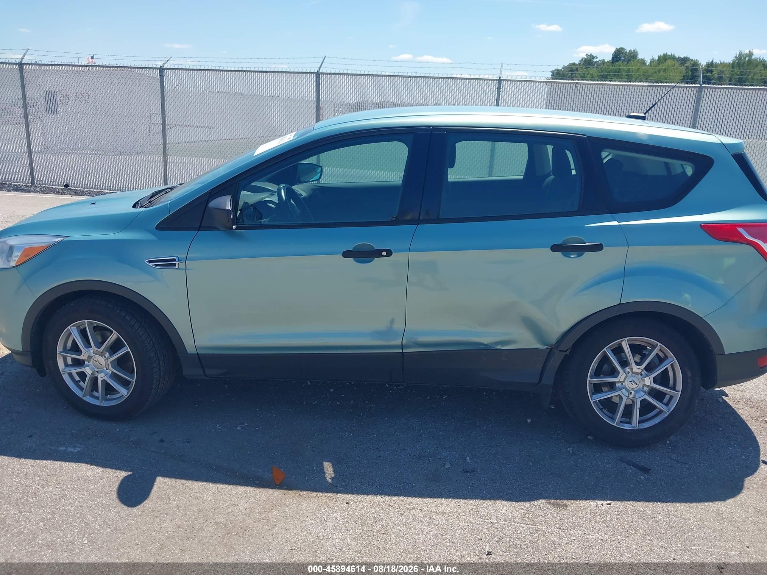 2013 Ford Escape S Blue vin: 1FMCU0F7XDUA52381