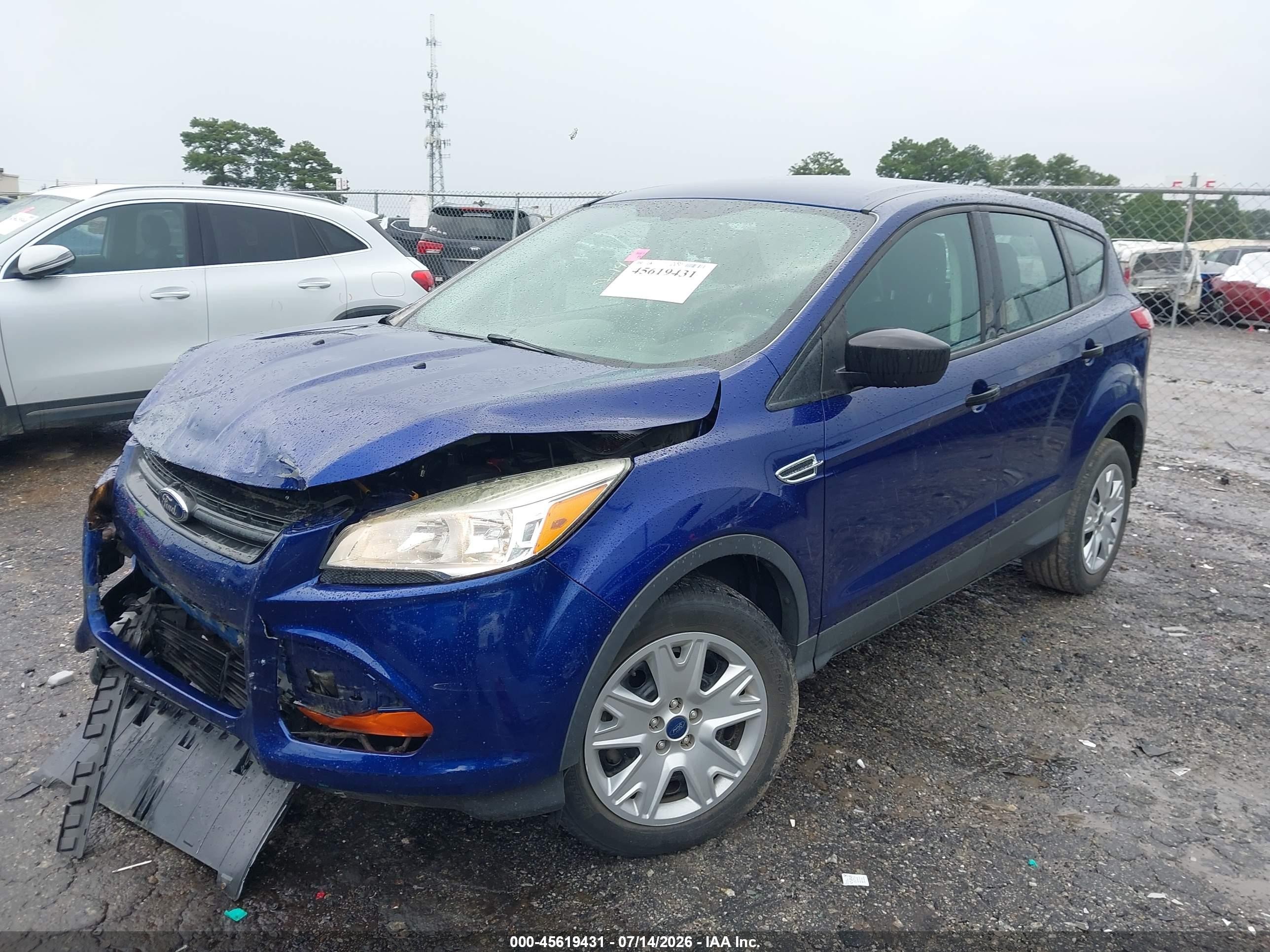 2013 Ford Escape S Dark Blue vin: 1FMCU0F7XDUB50701