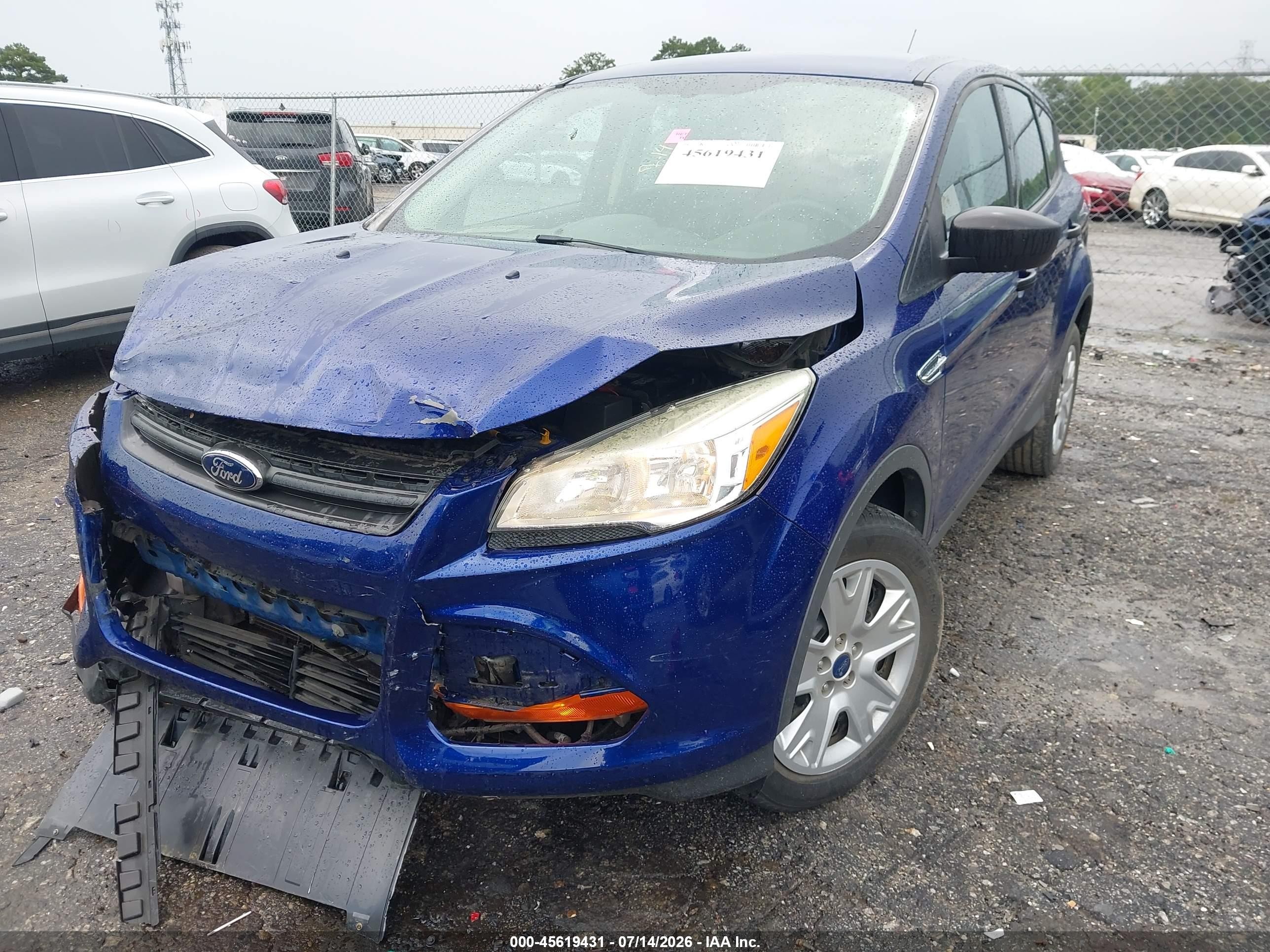 2013 Ford Escape S Dark Blue vin: 1FMCU0F7XDUB50701