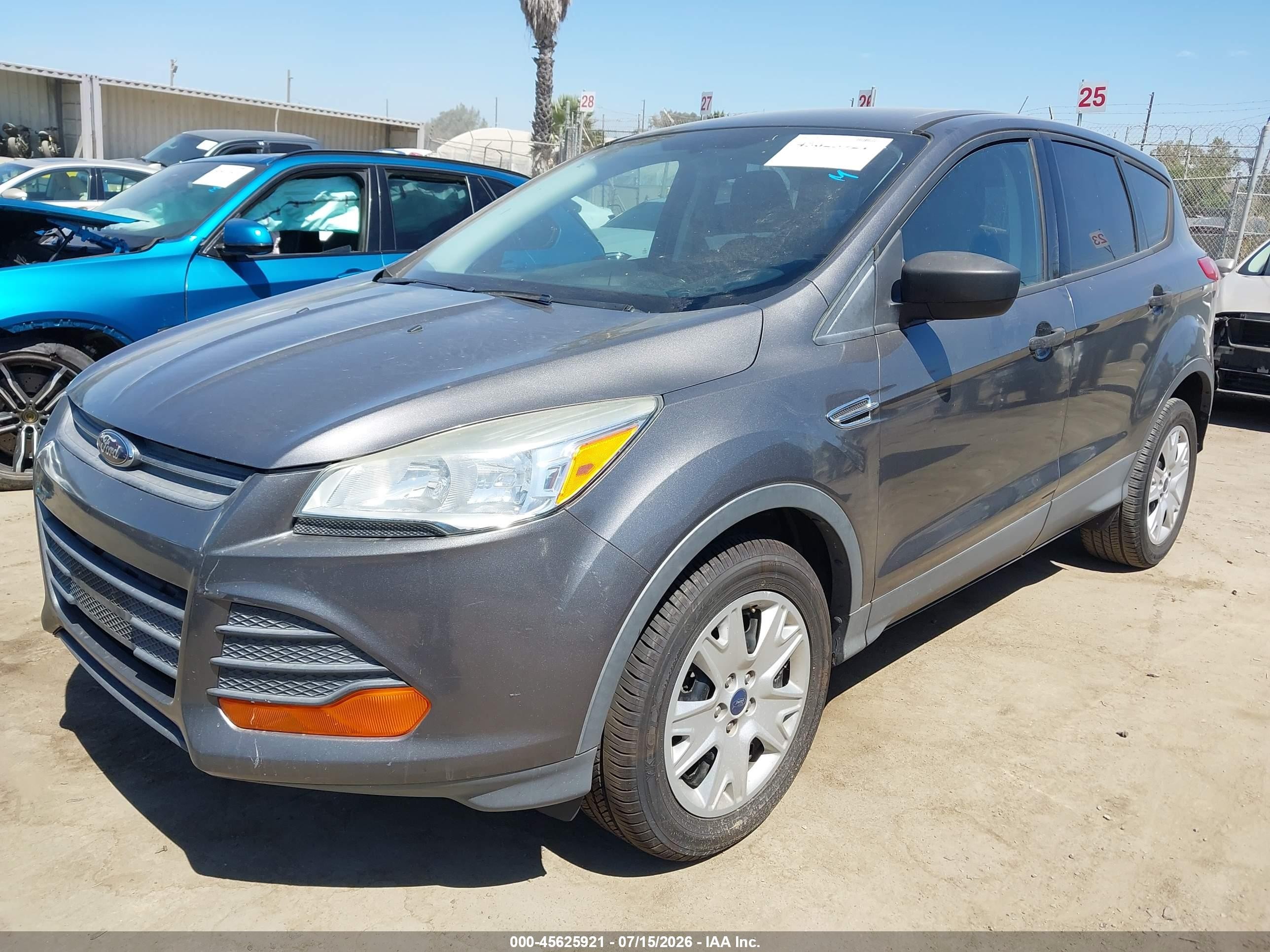 2013 Ford Escape S Gray vin: 1FMCU0F7XDUB55588