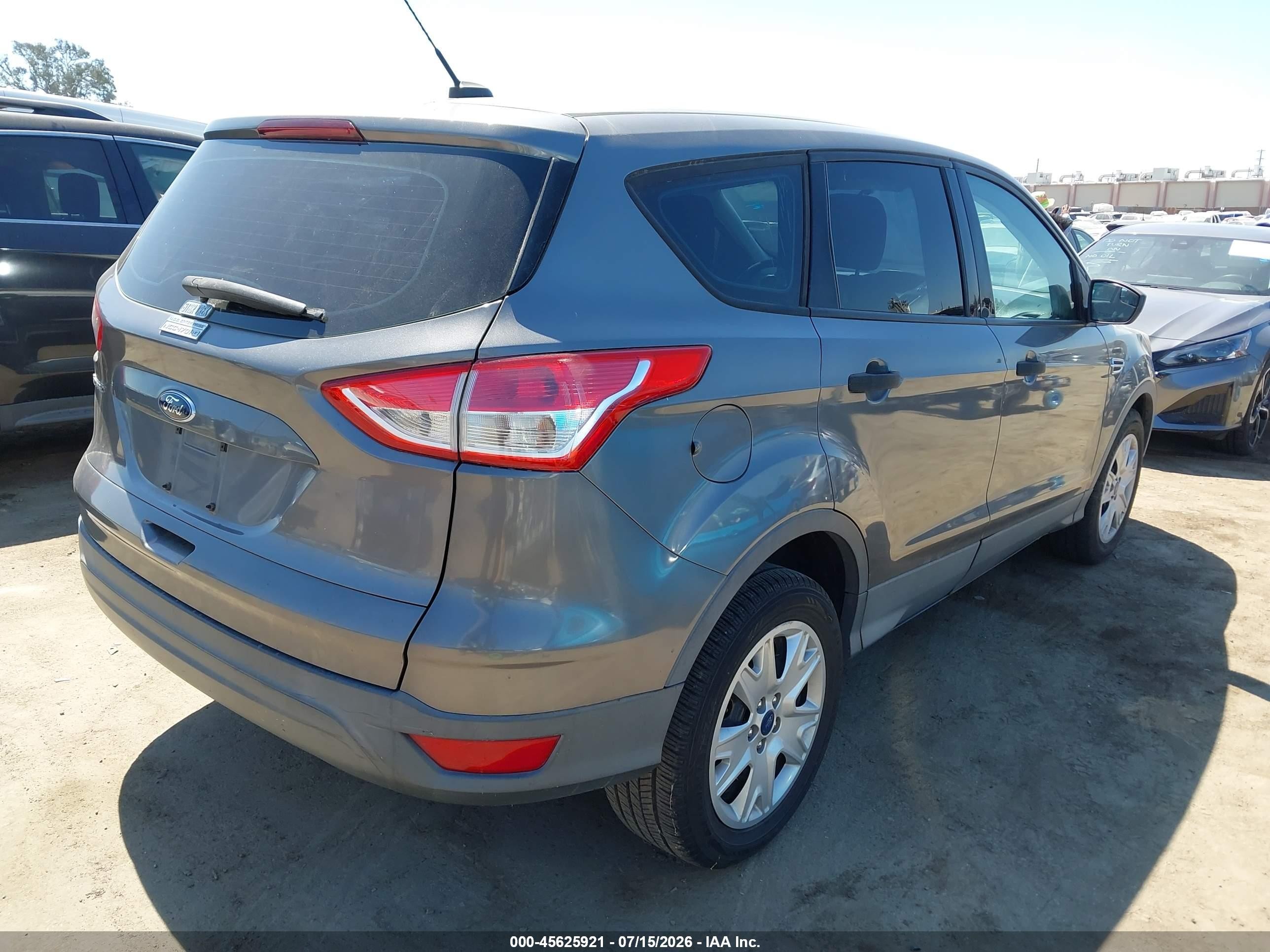 2013 Ford Escape S Gray vin: 1FMCU0F7XDUB55588