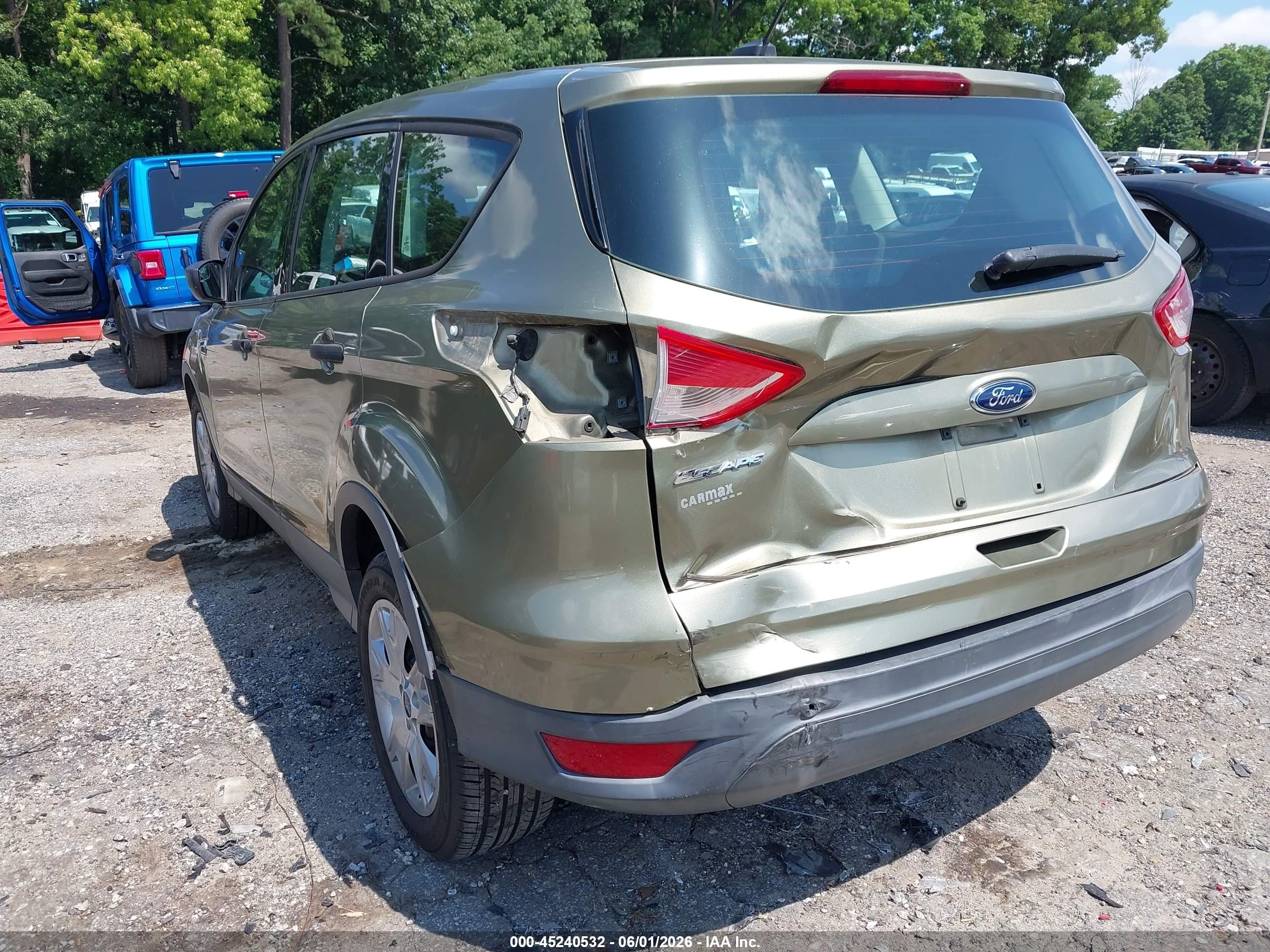 2013 Ford Escape S Green vin: 1FMCU0F7XDUC01372