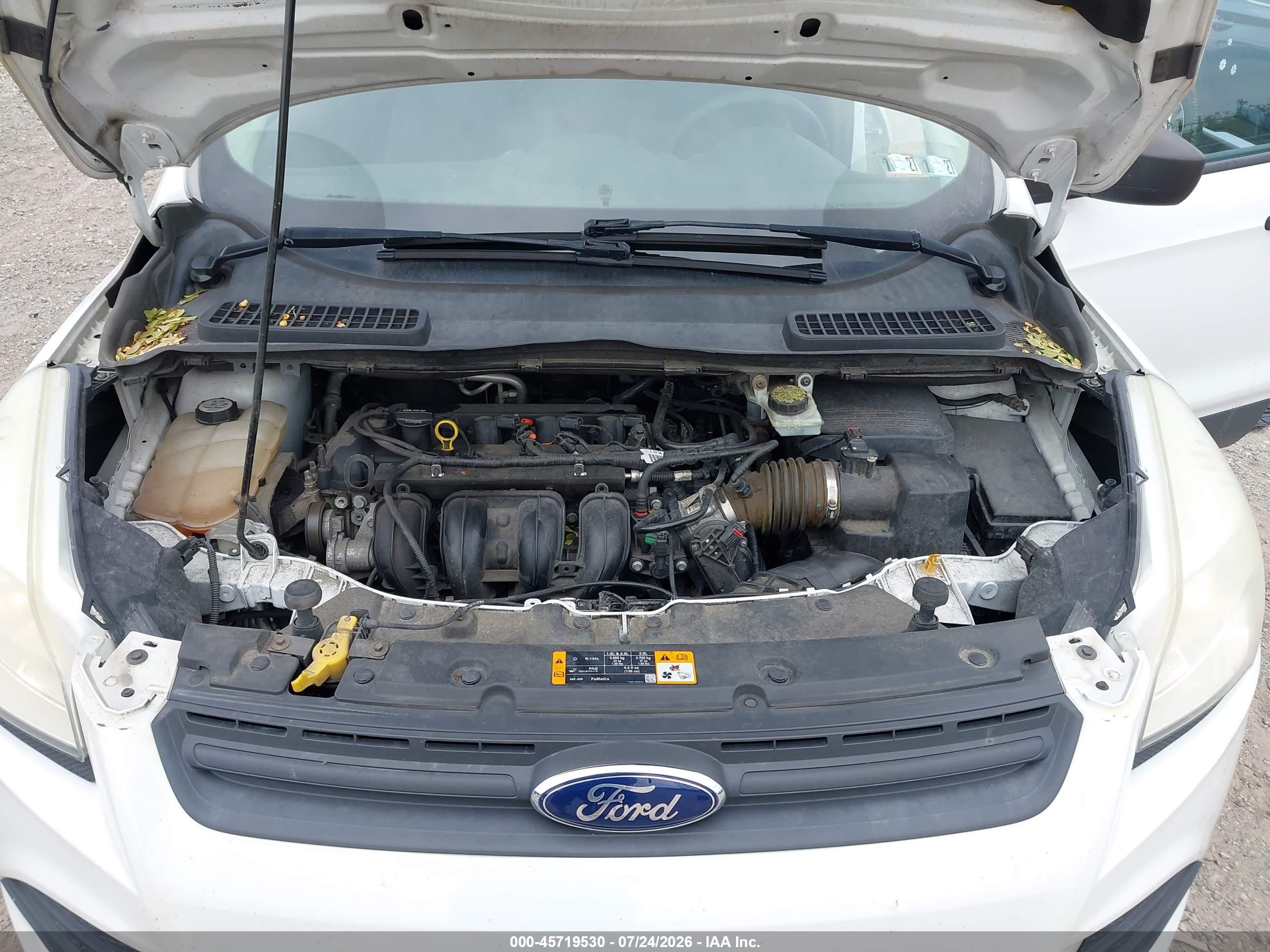 2013 Ford Escape S White vin: 1FMCU0F7XDUD11354