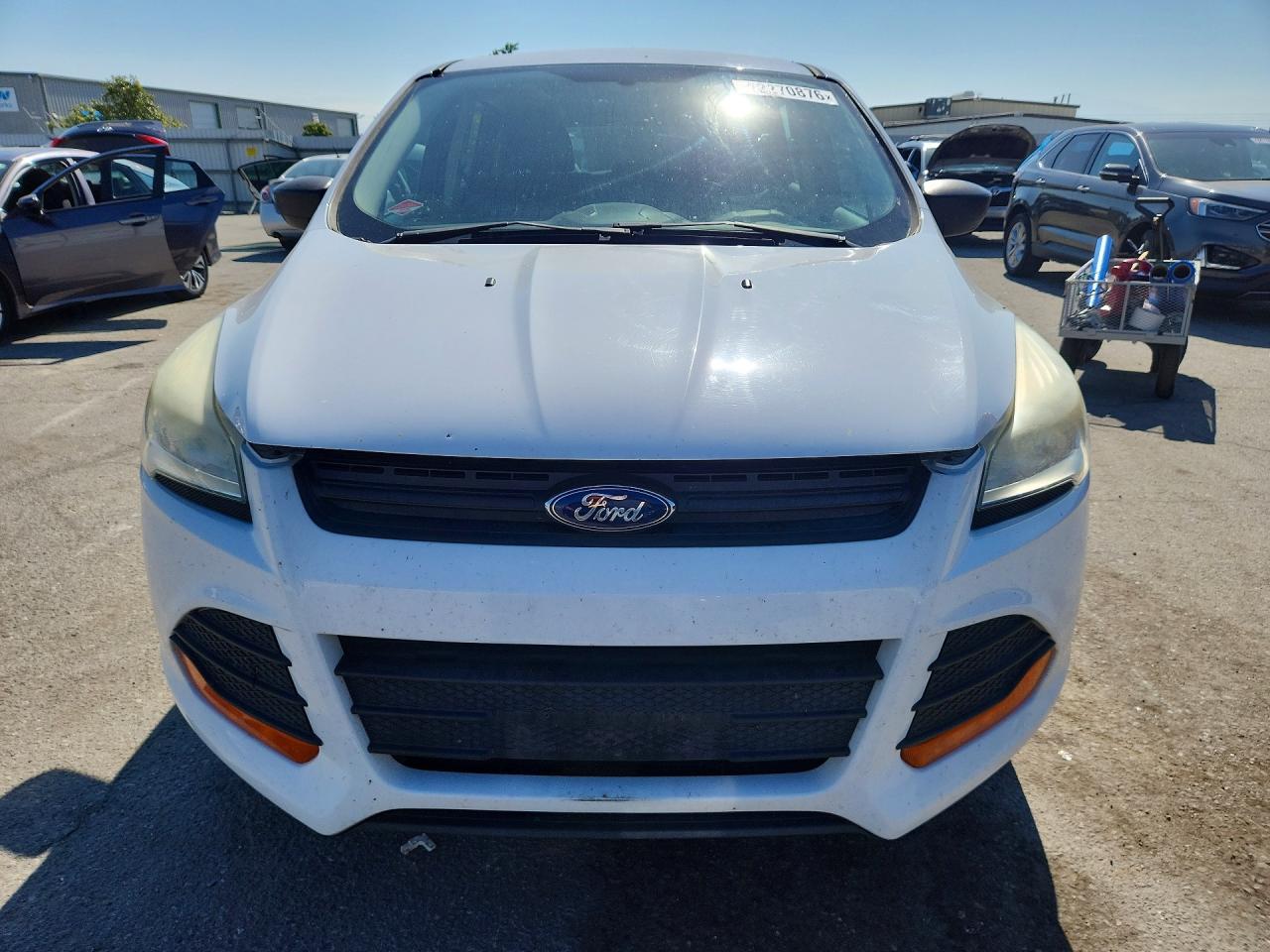 2013 Ford Escape S White vin: 1FMCU0F7XDUD37081