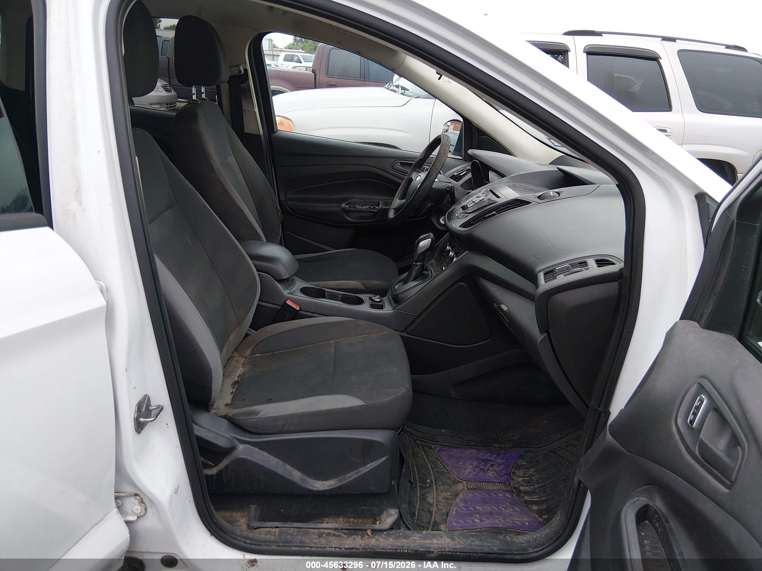 2013 Ford Escape S Белый vin: 1FMCU0F7XDUD94400