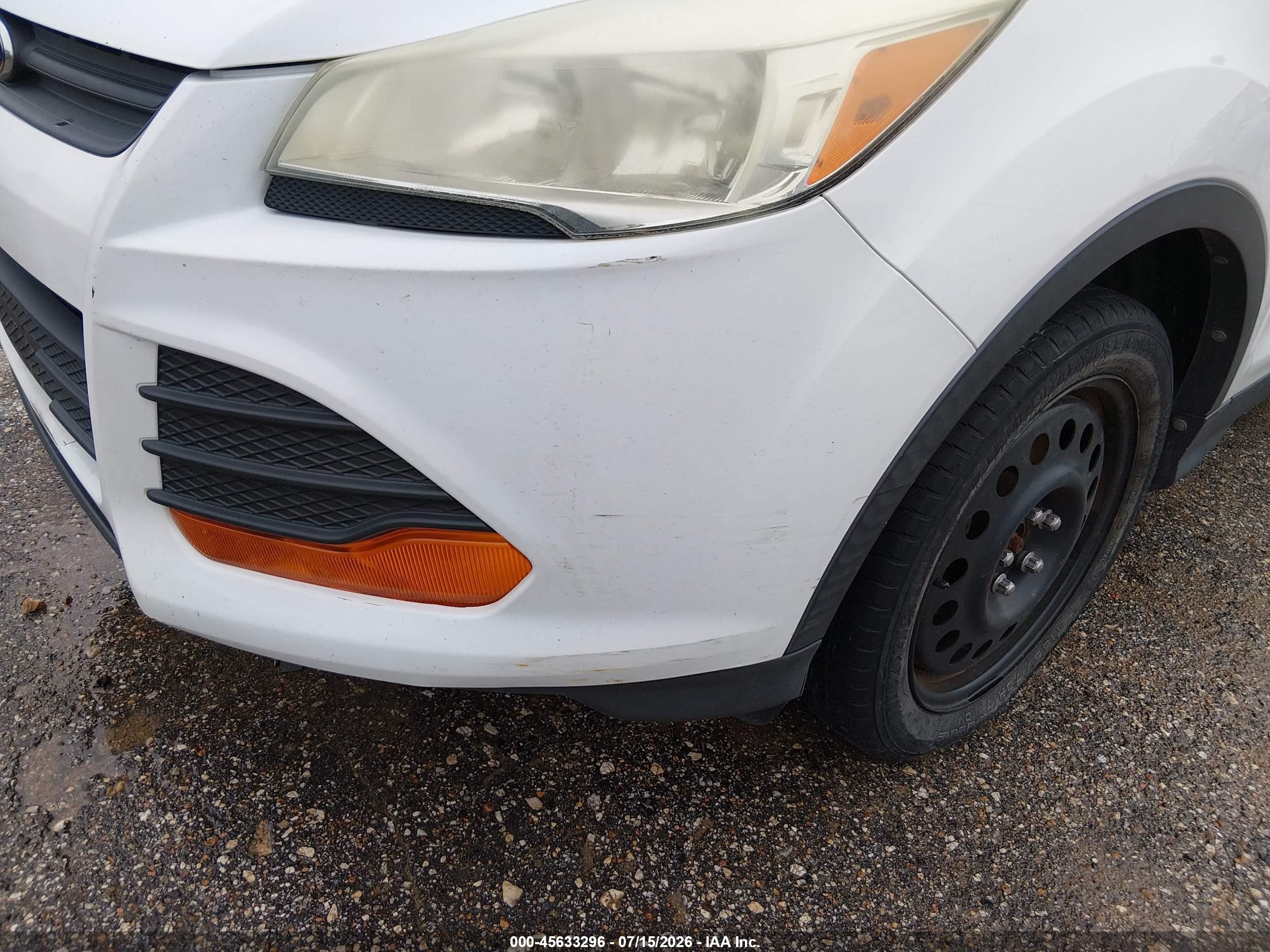 2013 Ford Escape S Белый vin: 1FMCU0F7XDUD94400