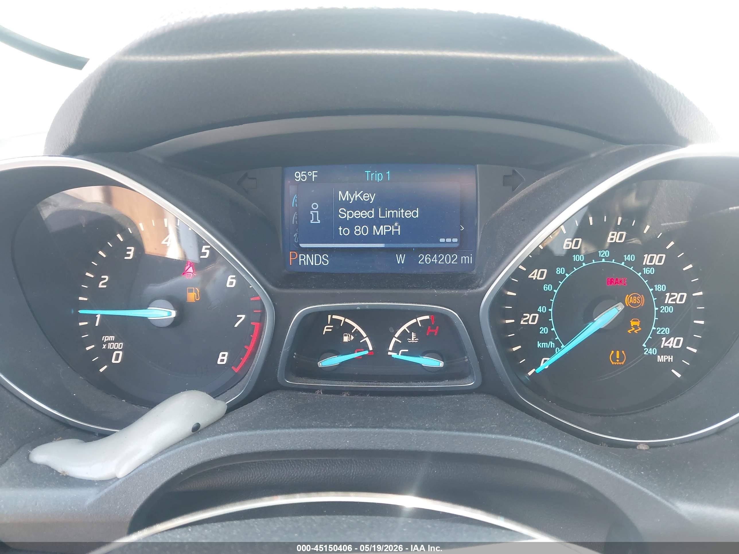 2014 Ford Escape S White vin: 1FMCU0F7XEUB21779