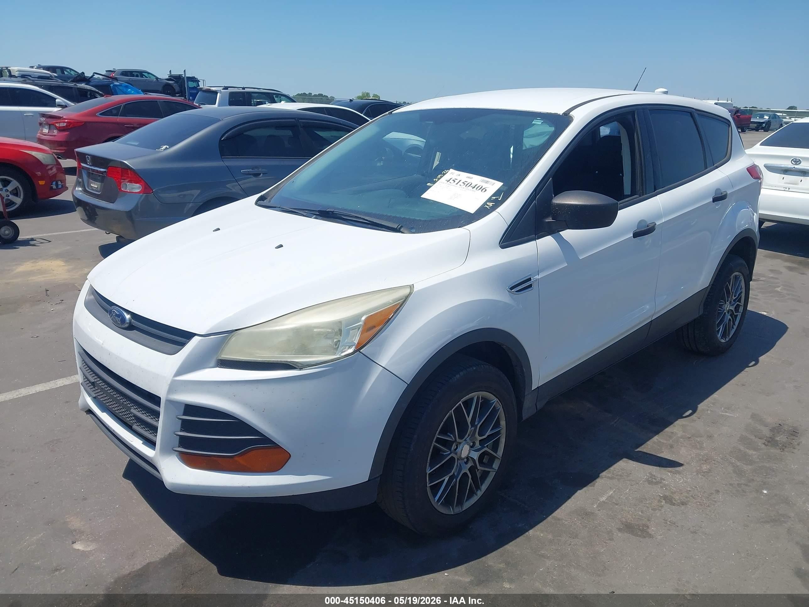 2014 Ford Escape S White vin: 1FMCU0F7XEUB21779