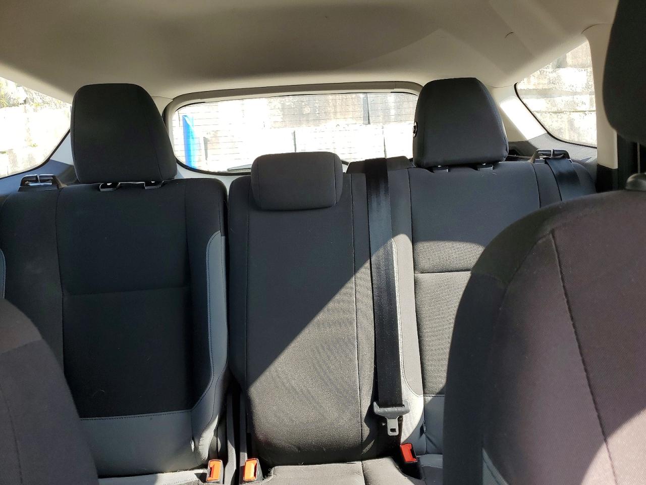 2014 Ford Escape S Silver vin: 1FMCU0F7XEUC06542