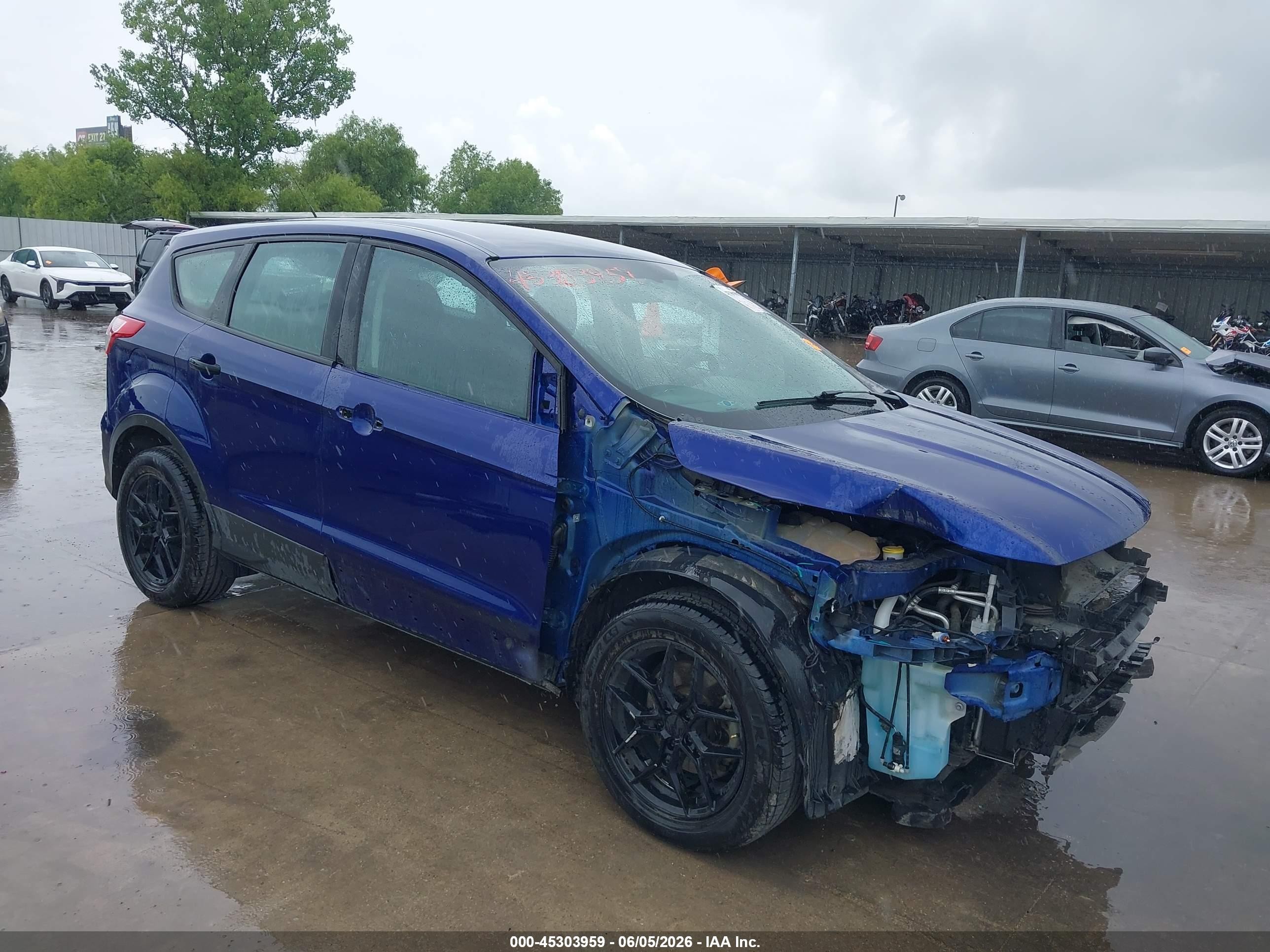2014 Ford Escape S Blue vin: 1FMCU0F7XEUC81547