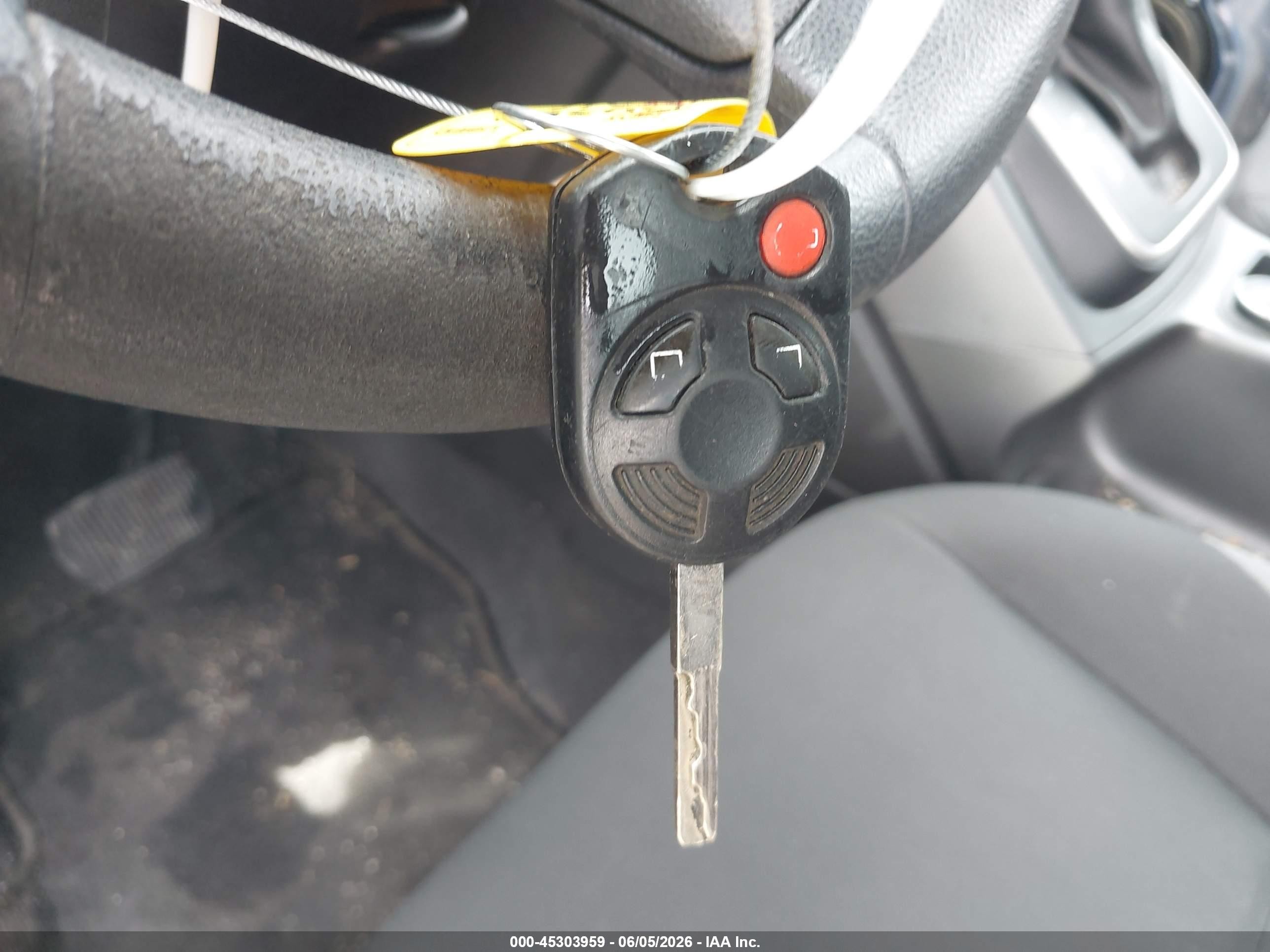 2014 Ford Escape S Blue vin: 1FMCU0F7XEUC81547