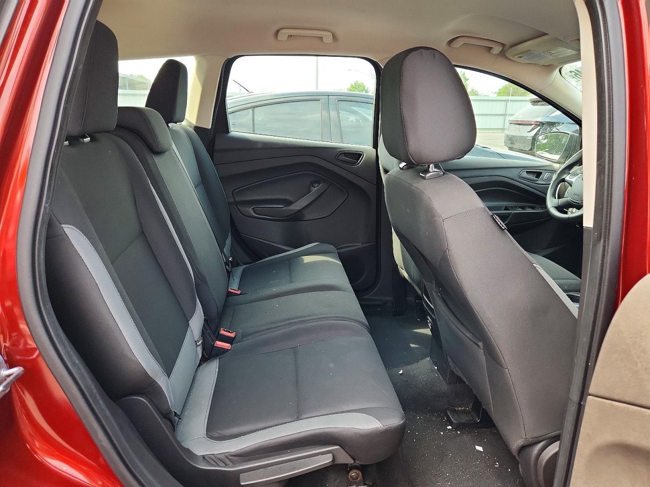 2015 Ford Escape S Orange vin: 1FMCU0F7XFUA37611