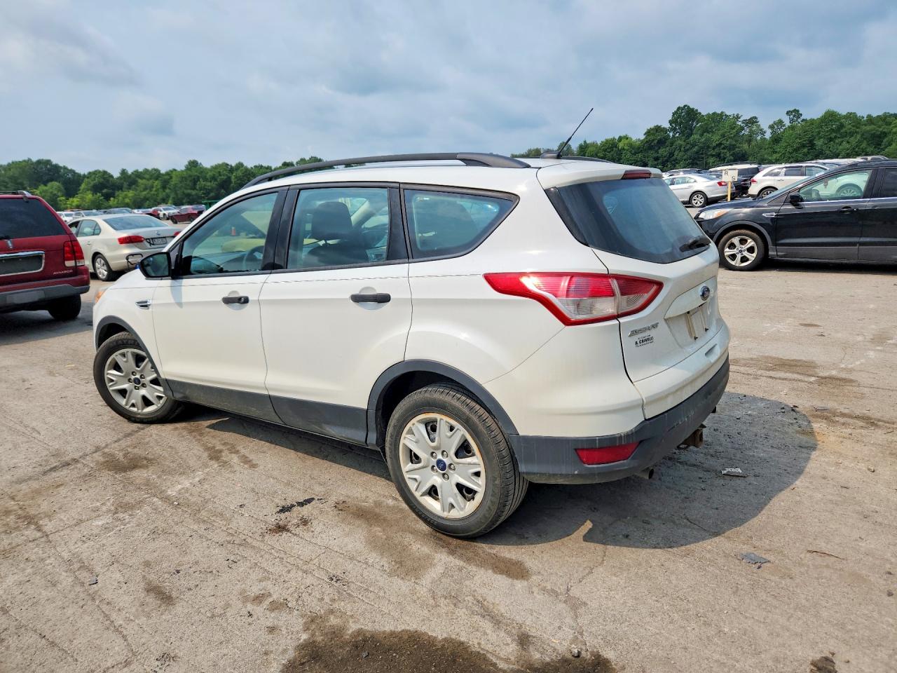2015 Ford Escape S White vin: 1FMCU0F7XFUB47042