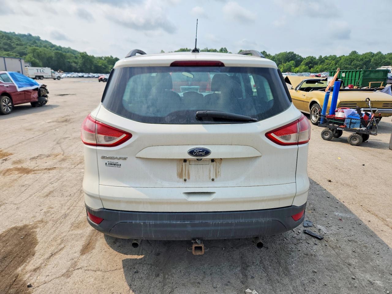 2015 Ford Escape S White vin: 1FMCU0F7XFUB47042