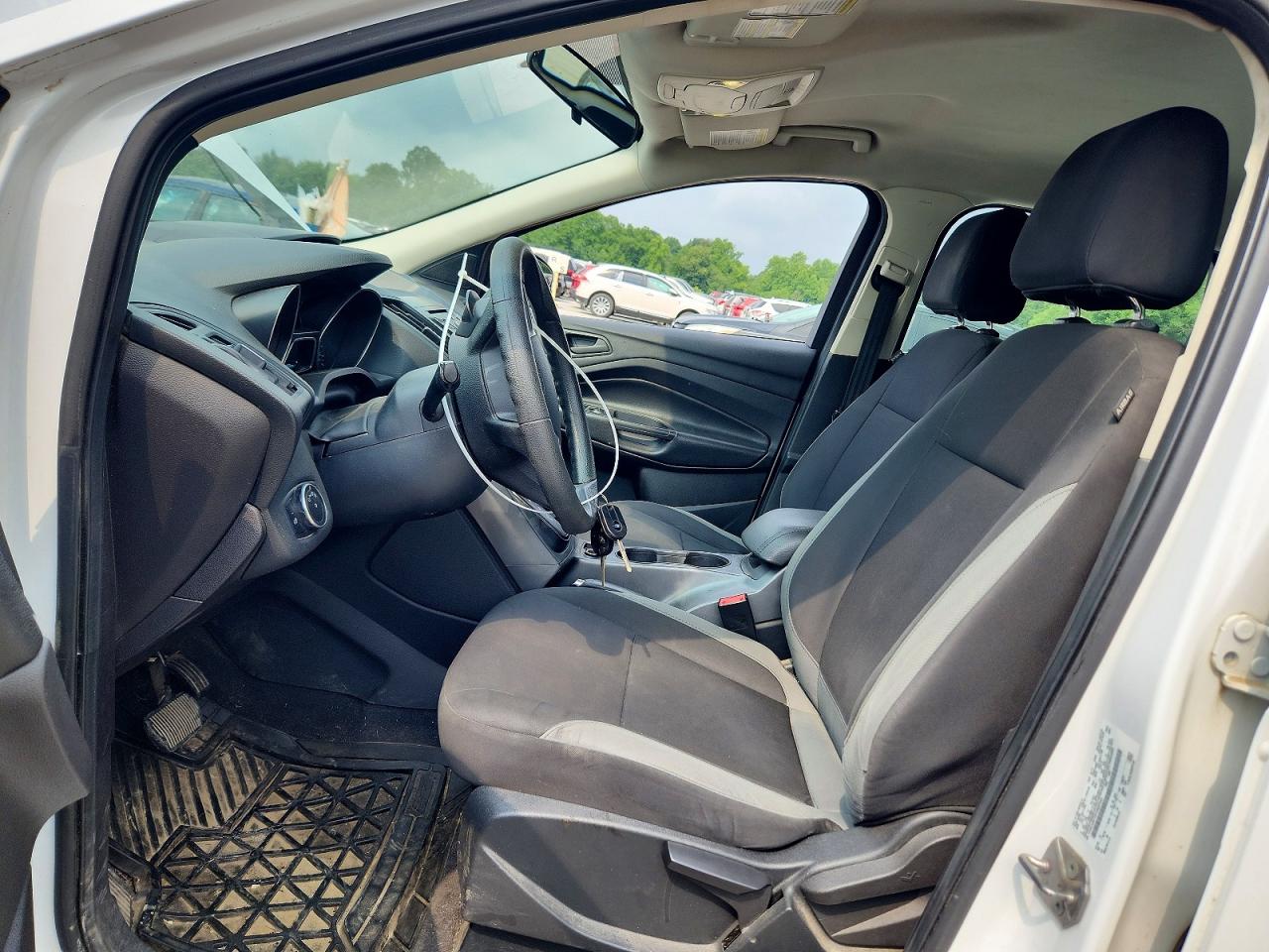 2015 Ford Escape S White vin: 1FMCU0F7XFUB47042