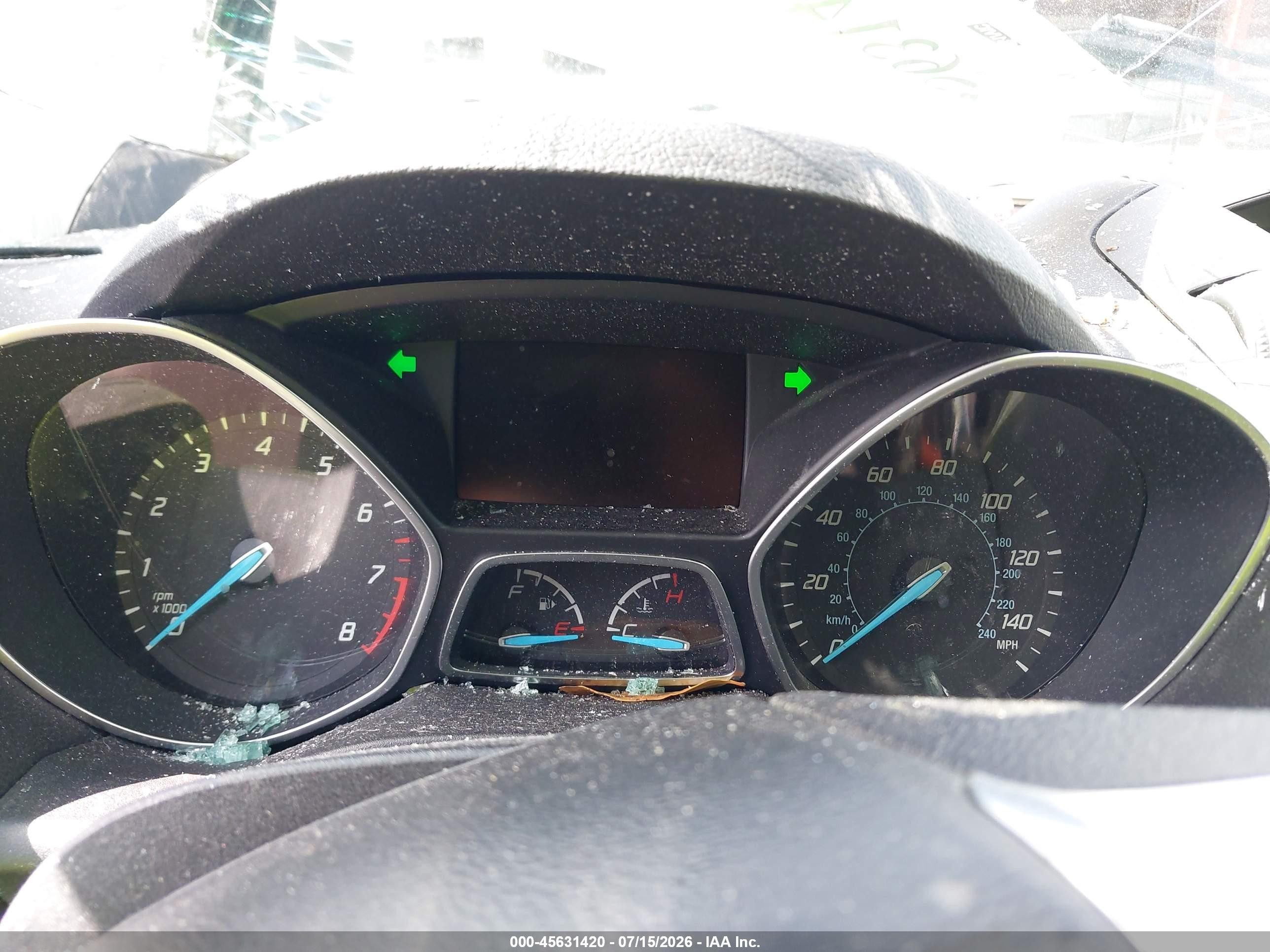 2015 Ford Escape S White vin: 1FMCU0F7XFUB65427