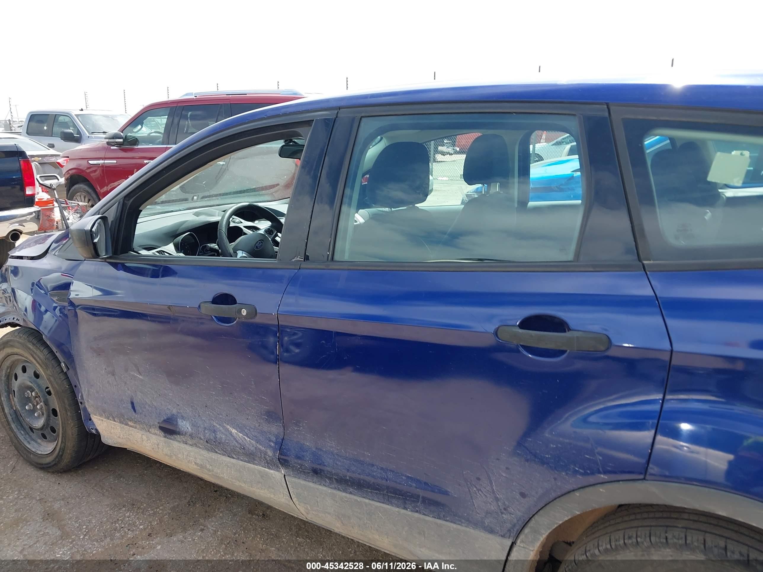 2015 Ford Escape S Blue vin: 1FMCU0F7XFUB77707