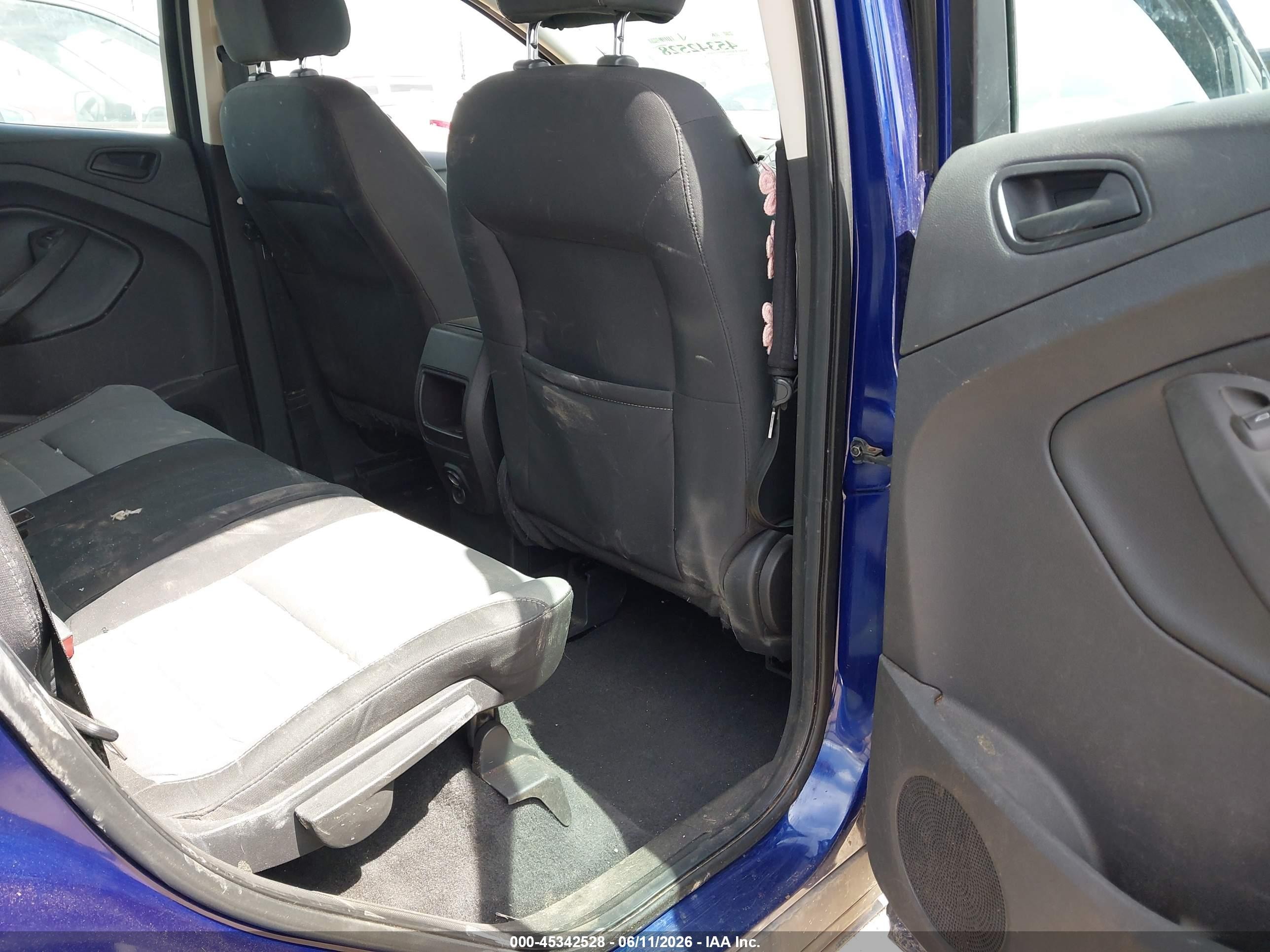 2015 Ford Escape S Blue vin: 1FMCU0F7XFUB77707