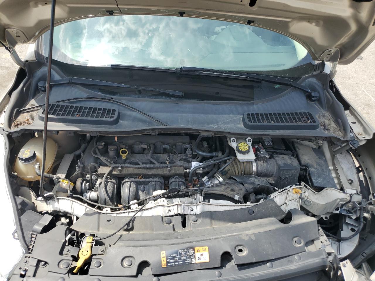 2017 Ford Escape S Beige vin: 1FMCU0F7XHUB75829