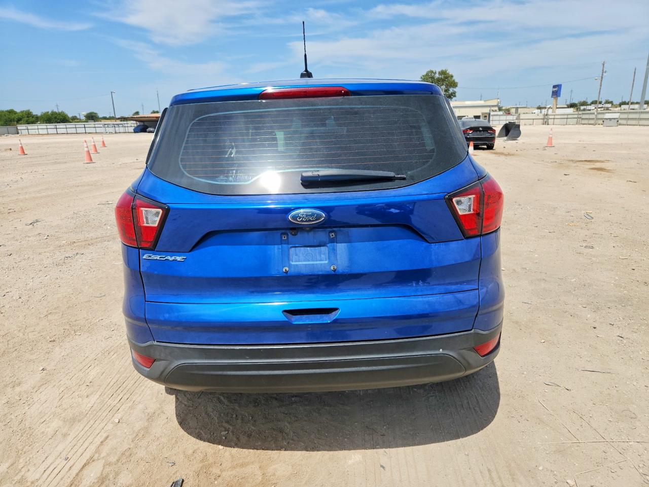 2019 Ford Escape S Blue vin: 1FMCU0F7XKUB26802