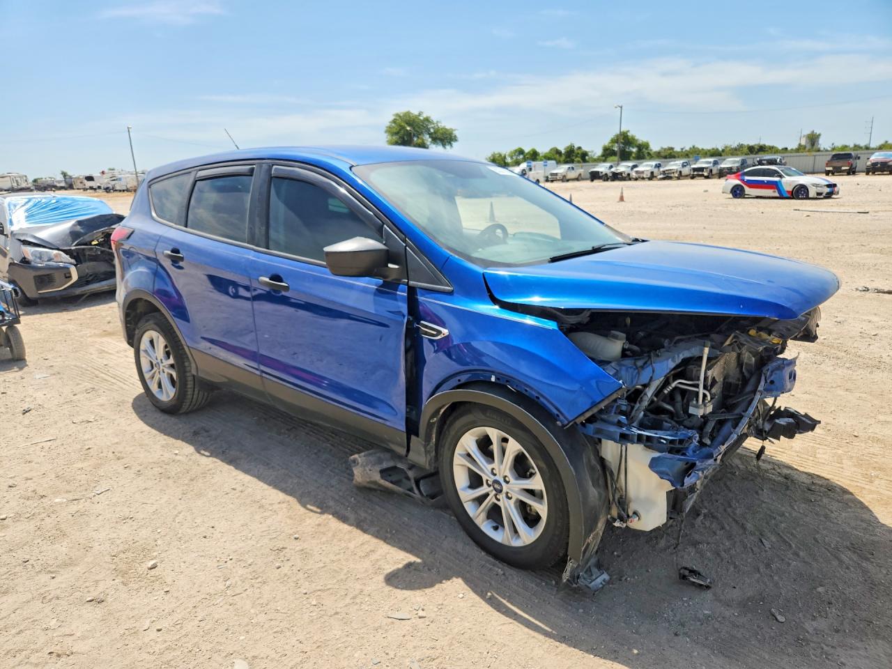2019 Ford Escape S Blue vin: 1FMCU0F7XKUB26802