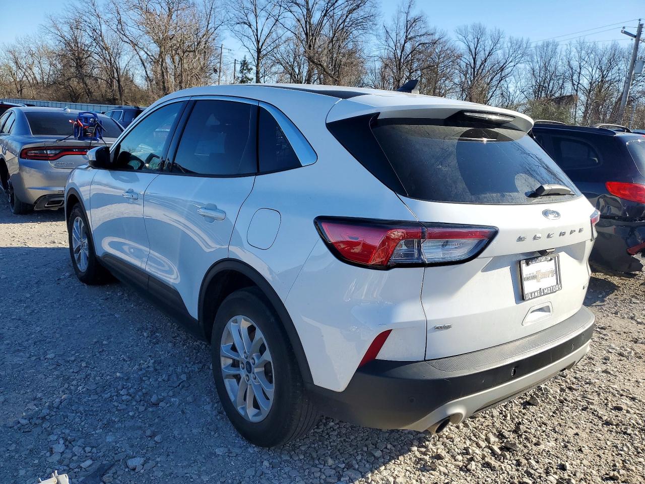 2020 Ford Escape Se White vin: 1FMCU0G60LUB44748