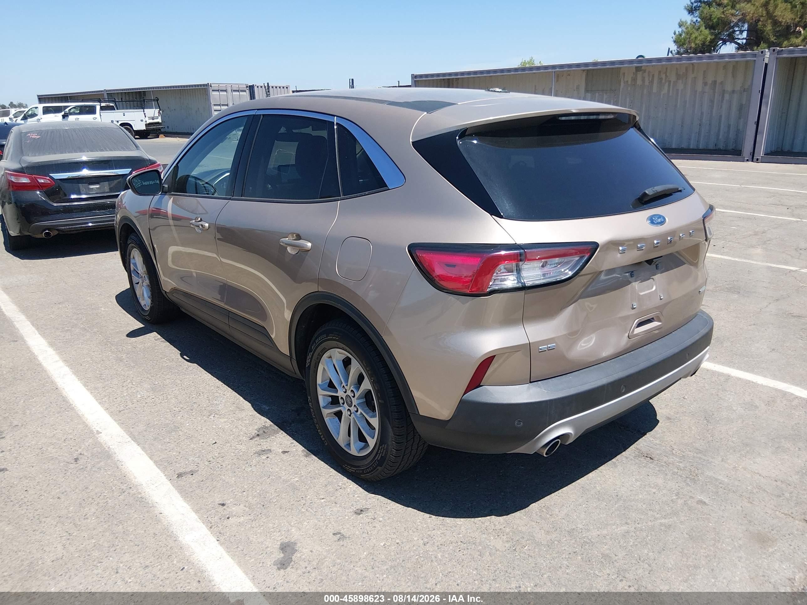 2020 Ford Escape Se Gold vin: 1FMCU0G60LUC01286